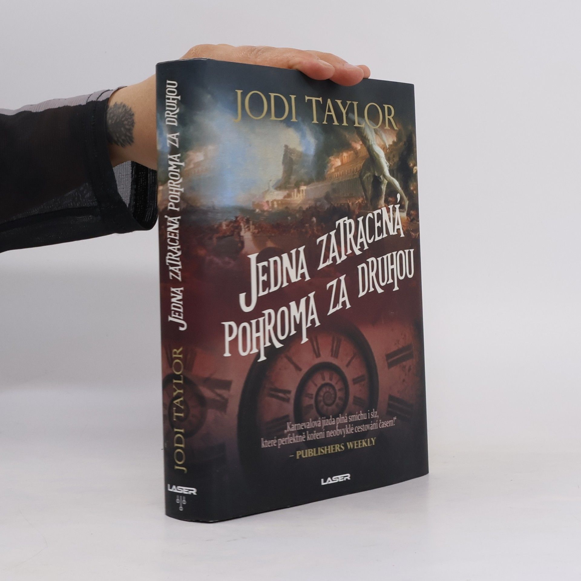 Jodi Taylor Jedna zatracená pohroma za druhou