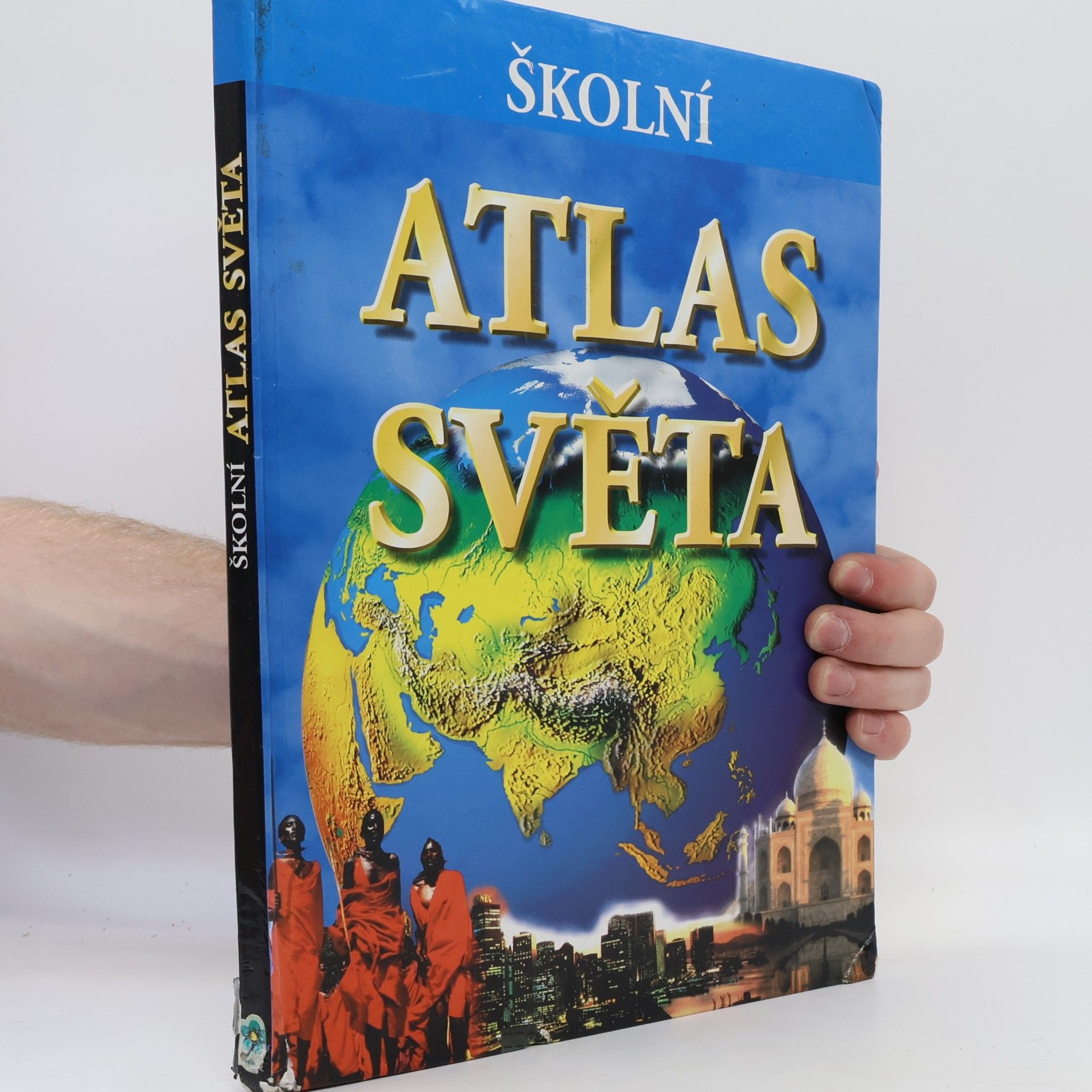 s.r.o Svojtka § Co. Školní atlas světa