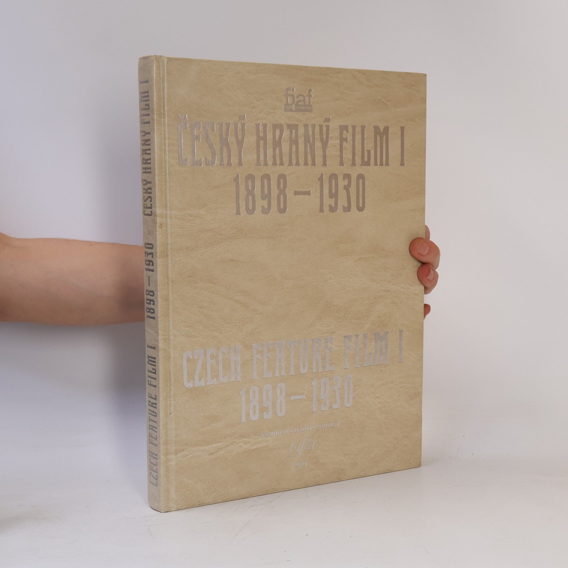 Eva Urban Český hraný film I 1898-1930. Czech Feature Film I 1898-1930