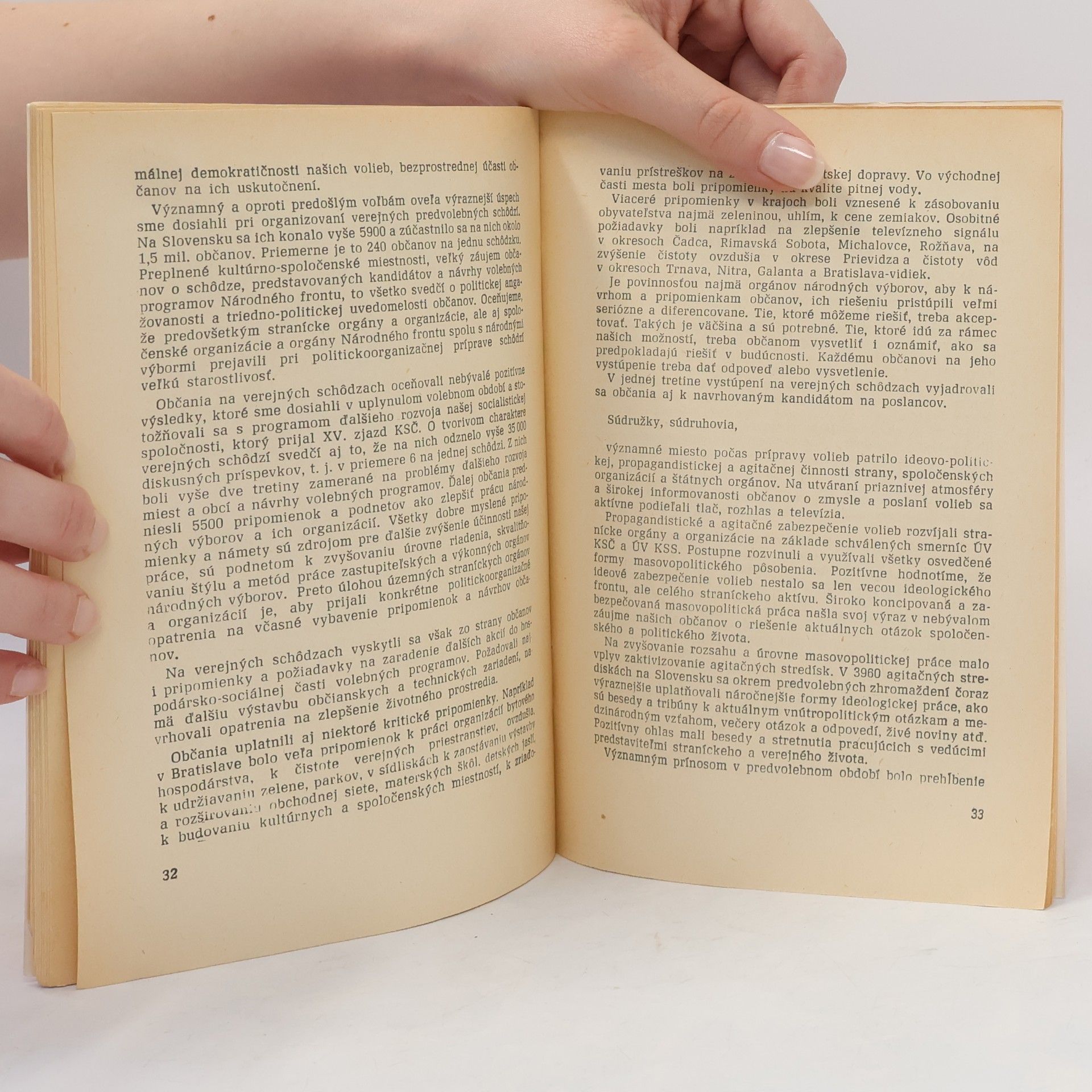 Auteurscollectief Zborník materiálov z rokovania Ústredného výboru Komunistickej strany Slovenska dňa 2. novembra 1976