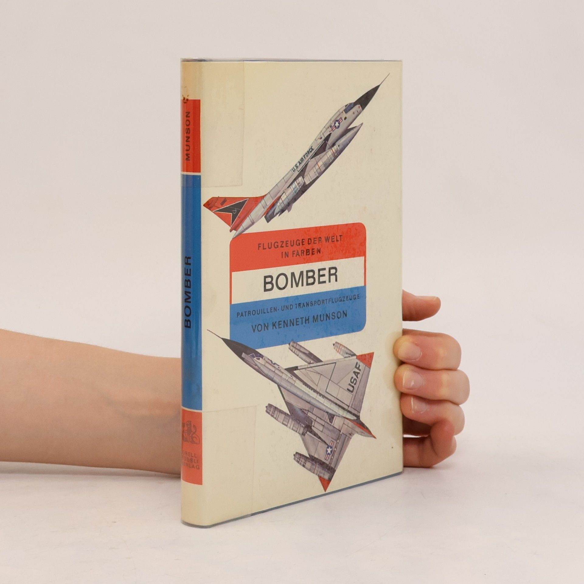 Kenneth Munson Flugzeuge der Welt in Farben