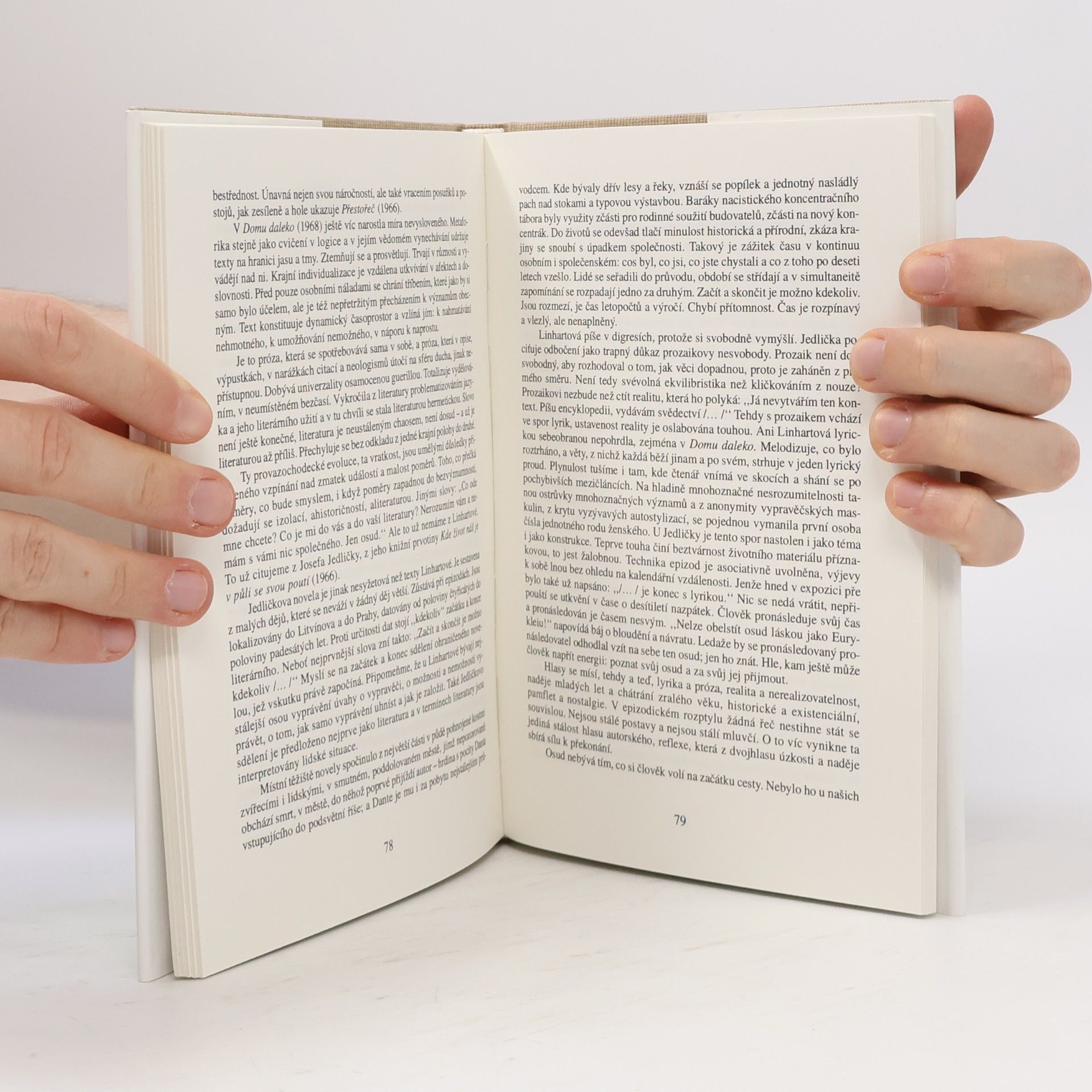 Milan Suchomel Literatura z času krize : šest pohledů na českou prózu 1957-1967