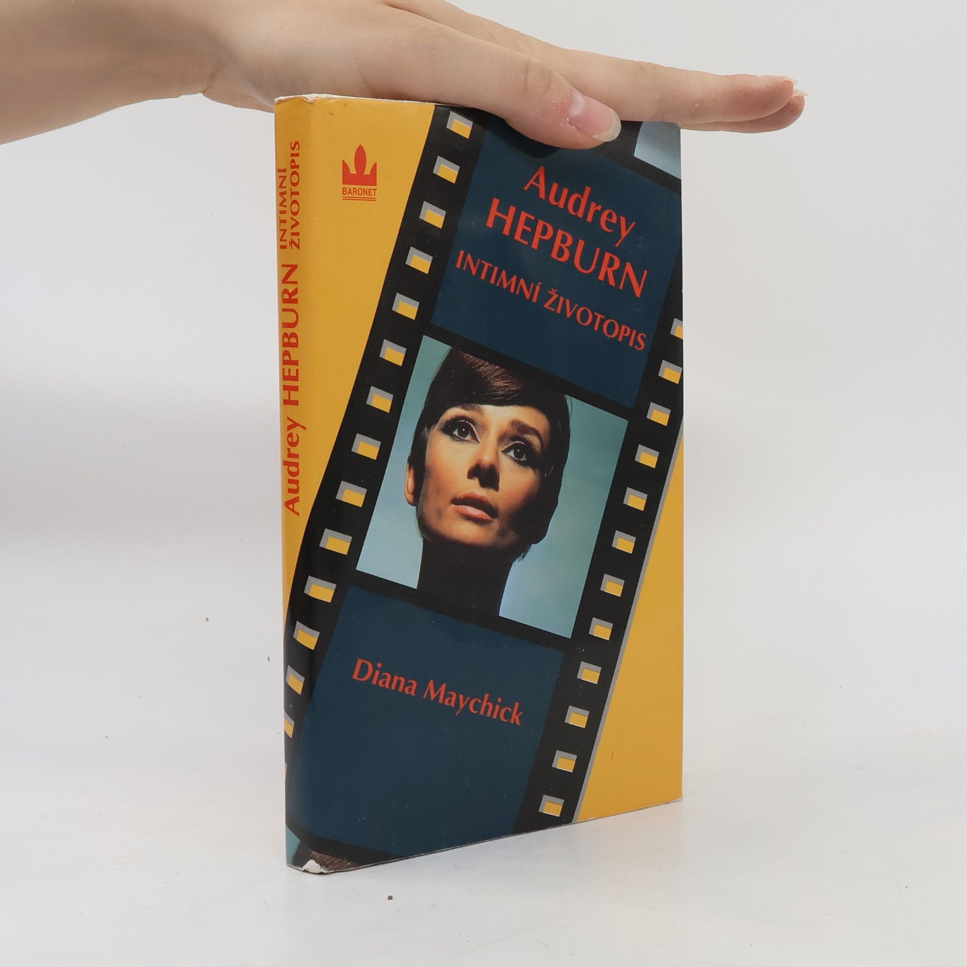 Audrey Hepburn. Intimní životopis