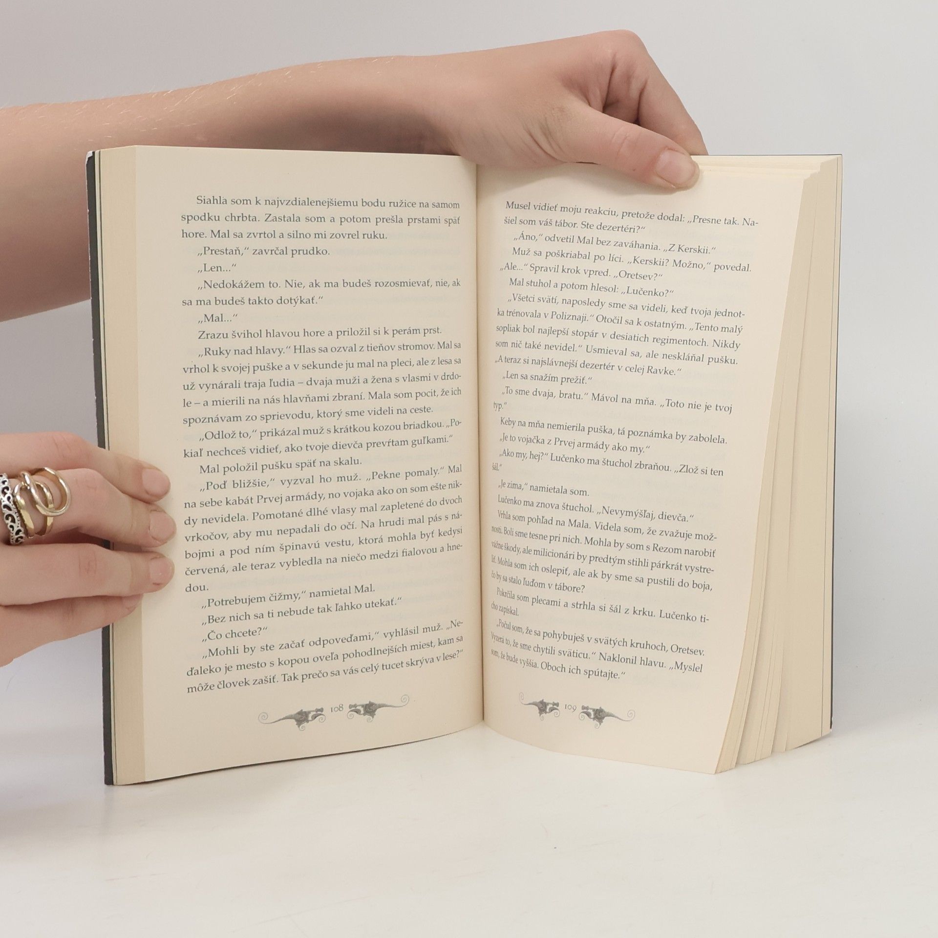 Leigh Bardugo Povstanie ničoty