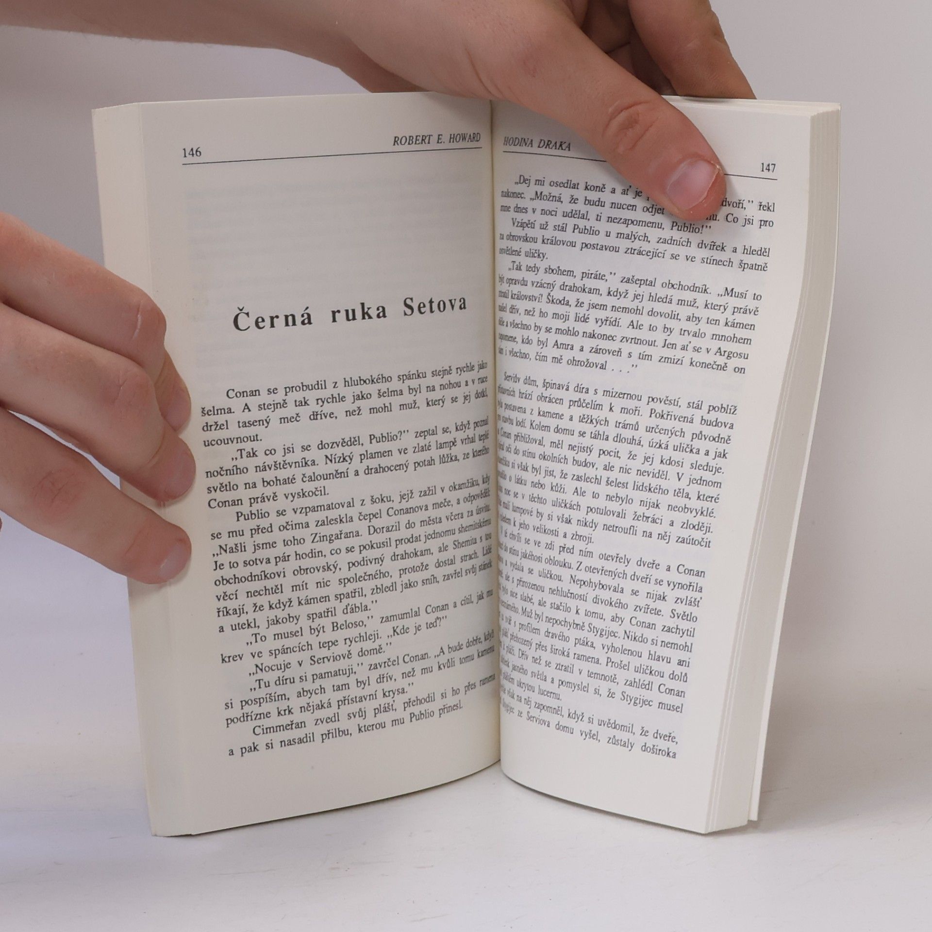 Robert E. Howard Conan. Hodina draka