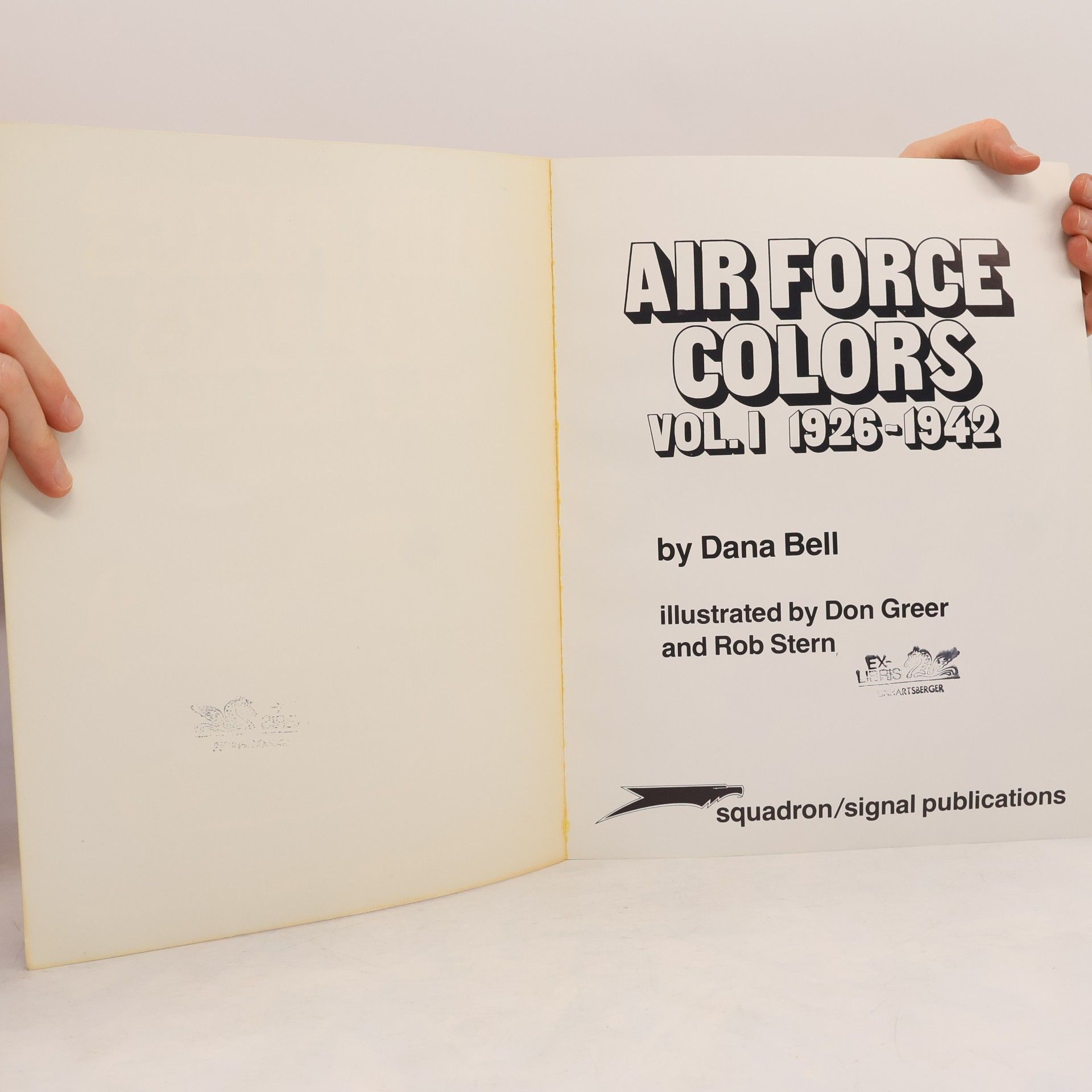 Dana Bell Air Force Colors, 1926-1942