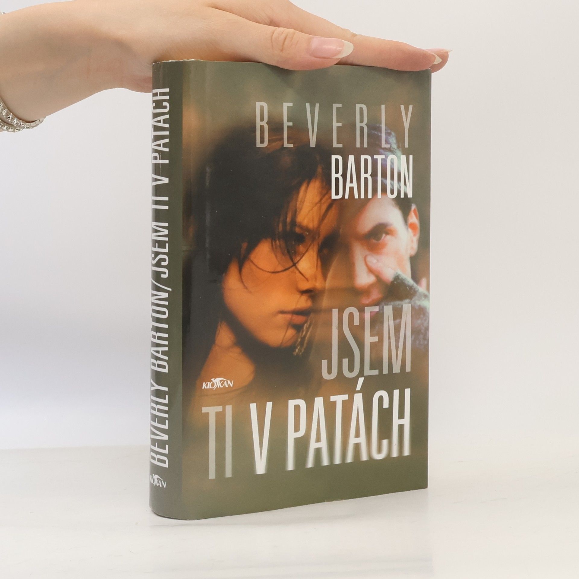 Beverly Barton Jsem ti v patách