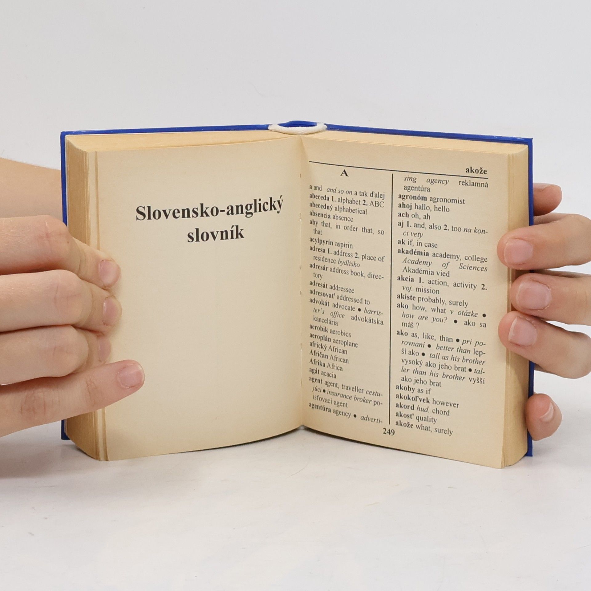 Mária Piťová Malý anglicko - slovenský, slovensko - anglický slovník