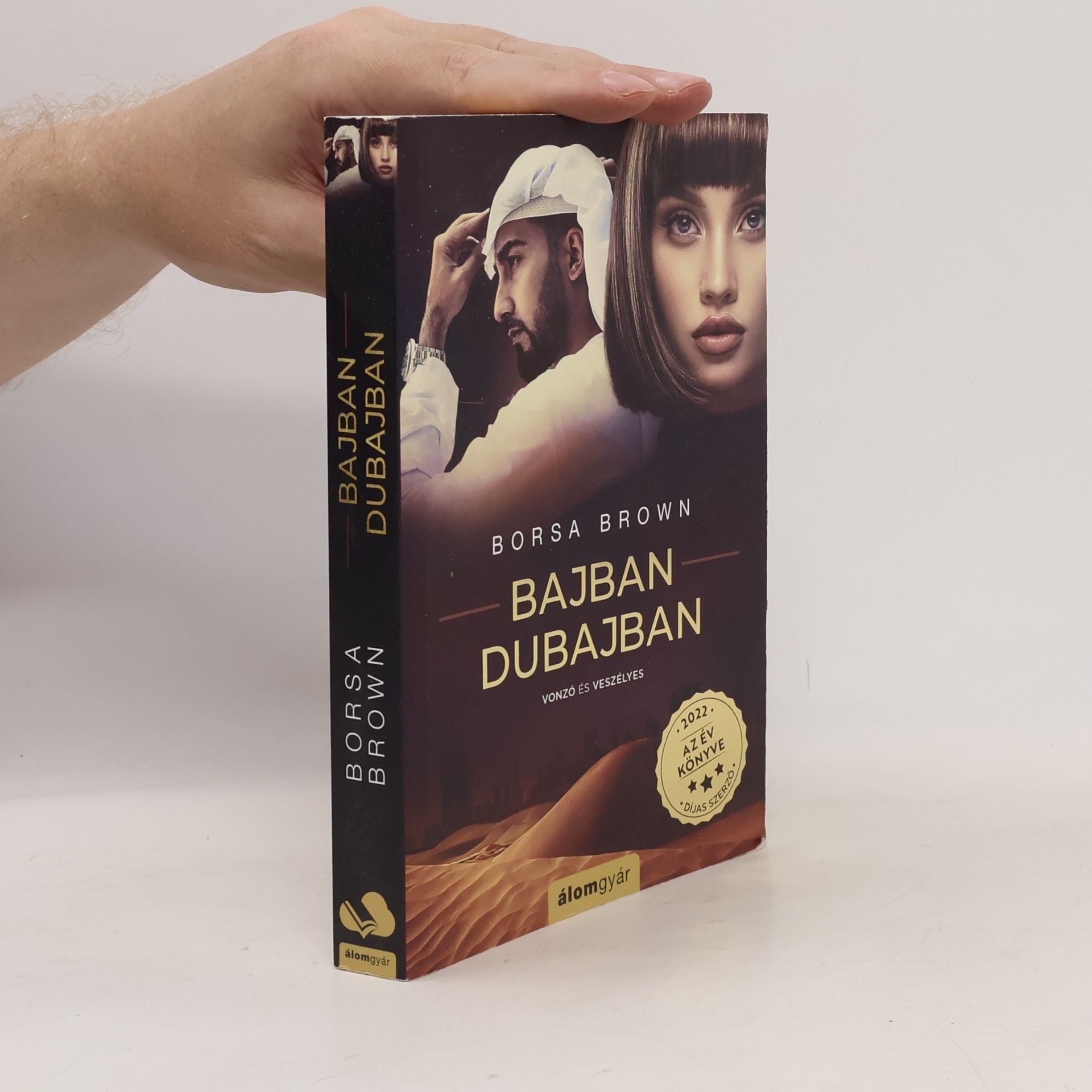 Borsa Brown Bajban Dubajban