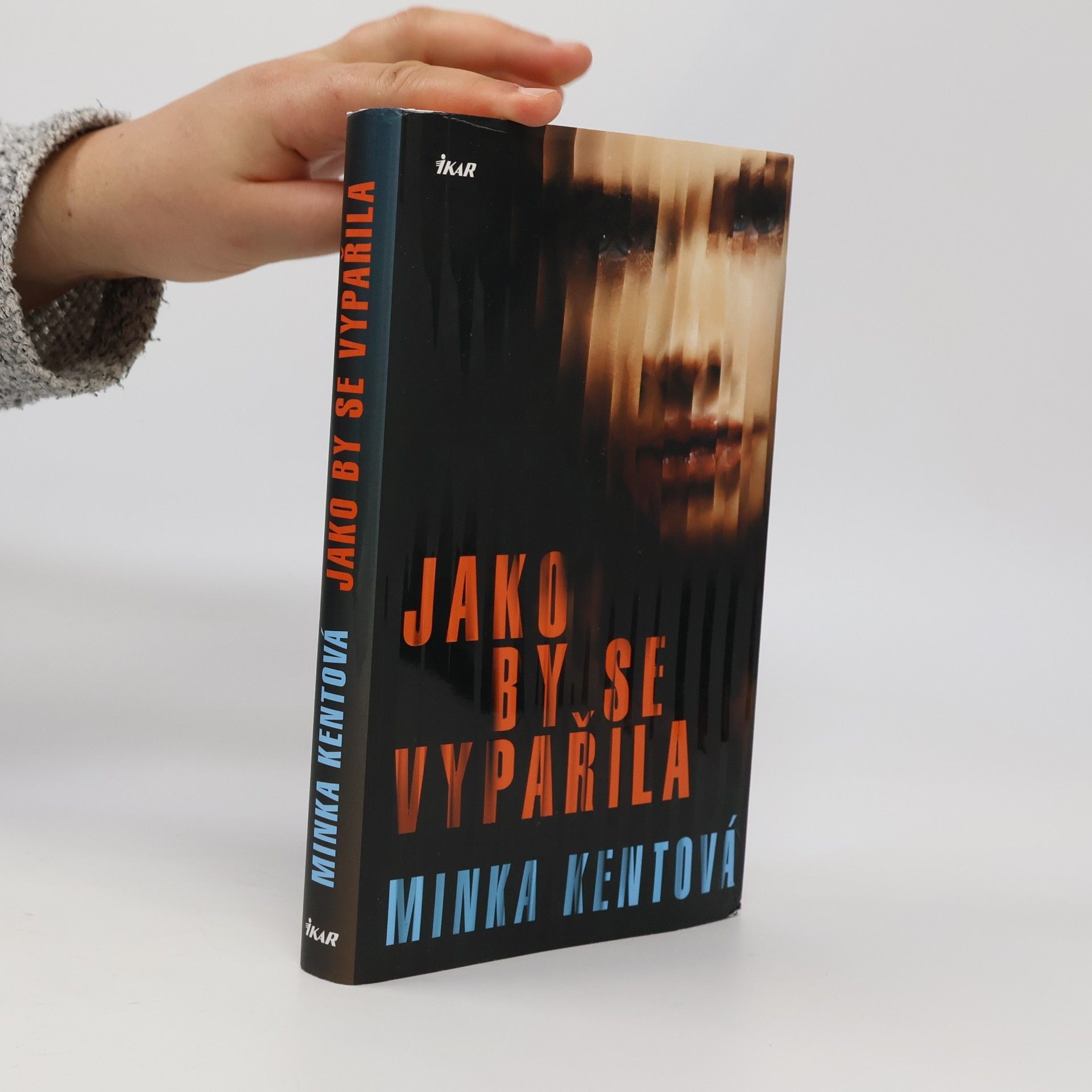 Minka Kent Jako by se vypařila