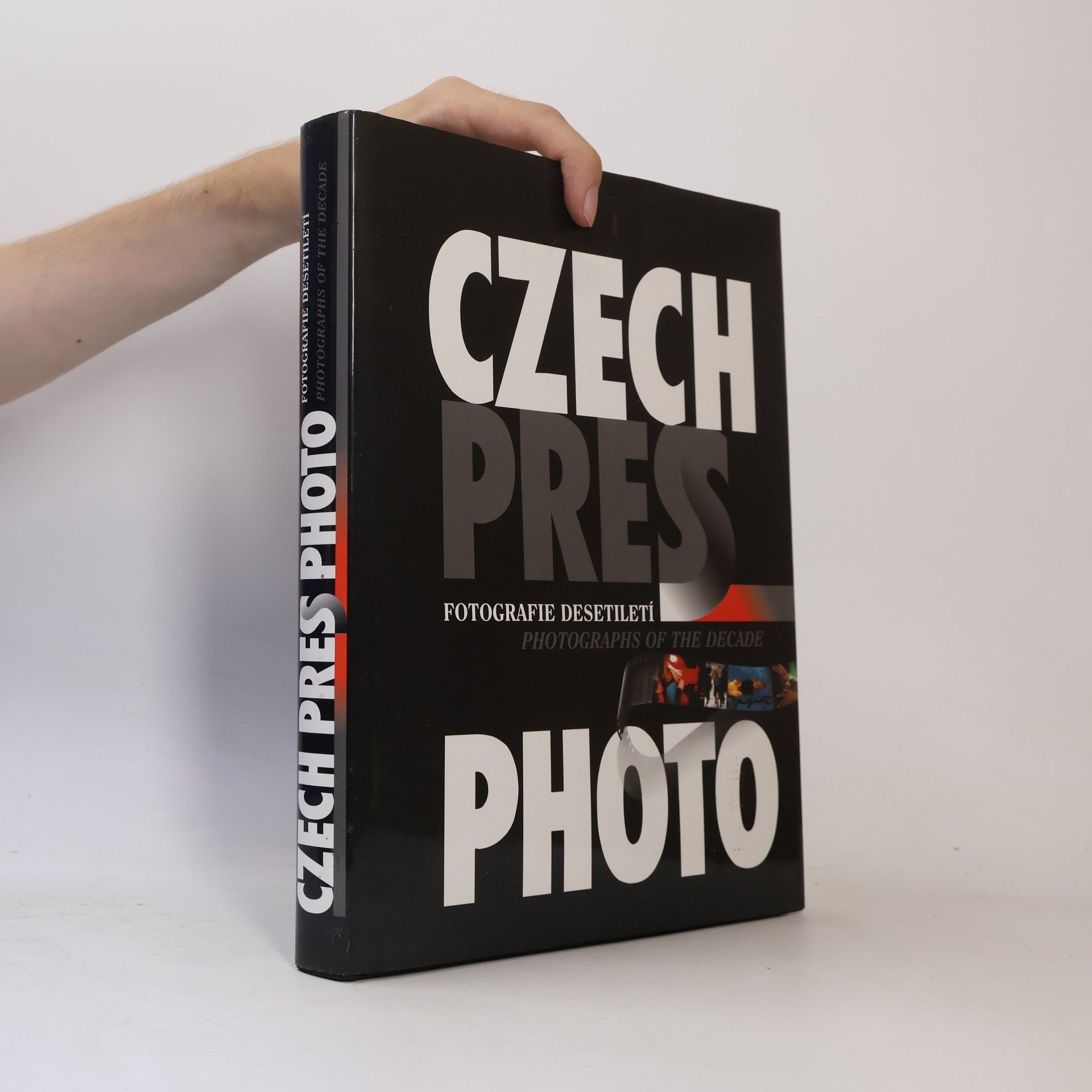 Daniela Mrázková Czech Press Photo. Fotografie desetiletí