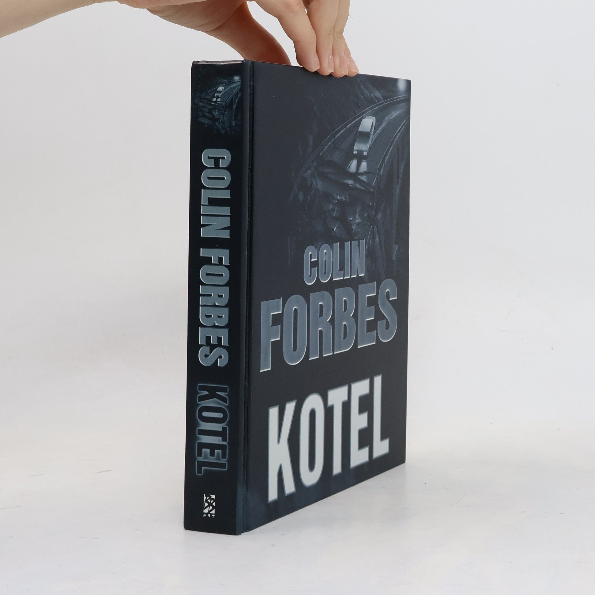 Colin Forbes Kotel