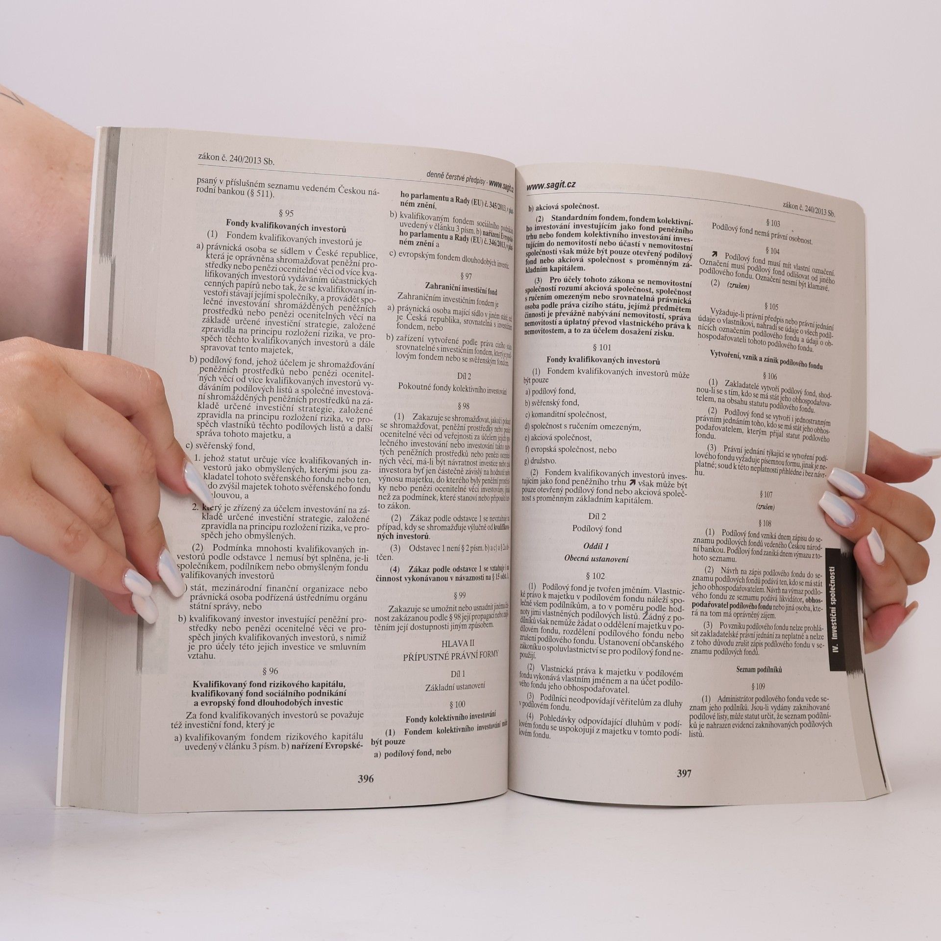 Autorenkollektiv Cenné papíry ; Kapitálový trh ; Investiční společnosti a fondy [ÚZ 2020 č. 1372]