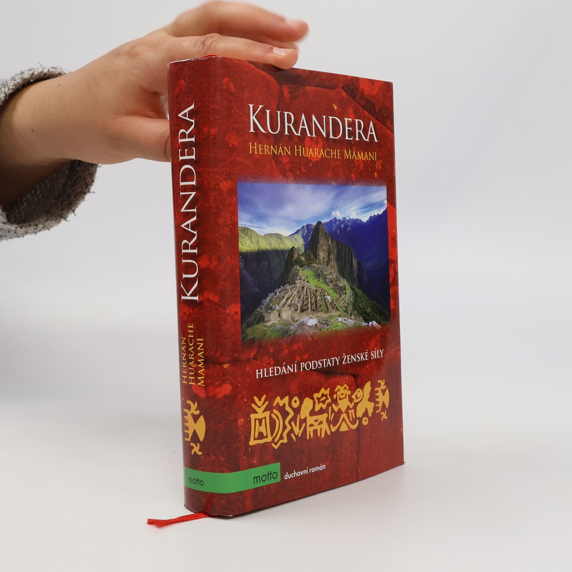 Hernán Huarache Mamani Kurandera. Hledání podstaty ženské síly