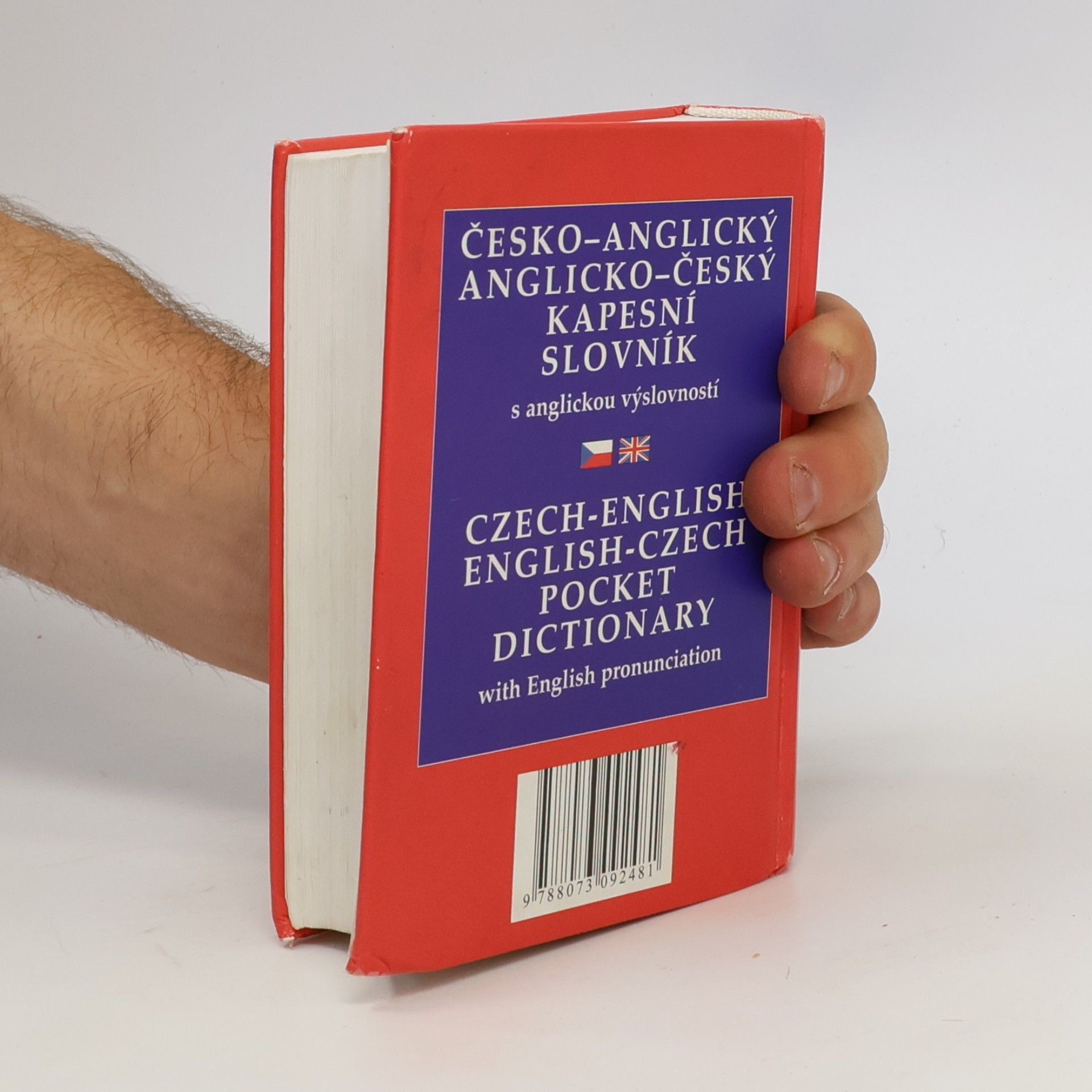 Věra Hegerová Česko-anglický, anglicko-český kapesní slovník s anglickou výslovností