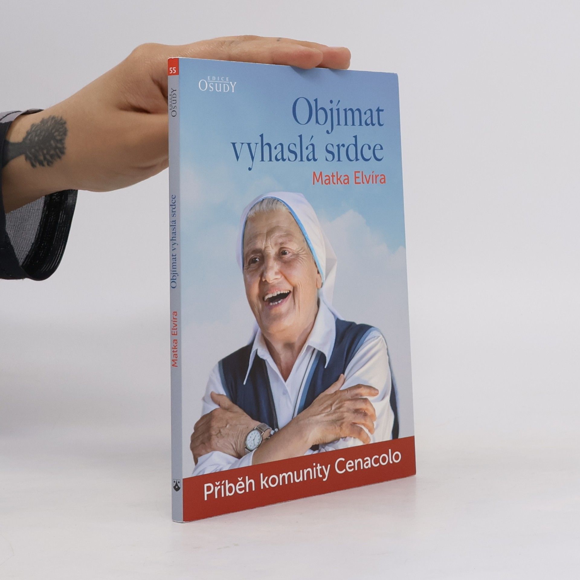 Rita Anežka Petrozzi Objímat vyhaslá srdce