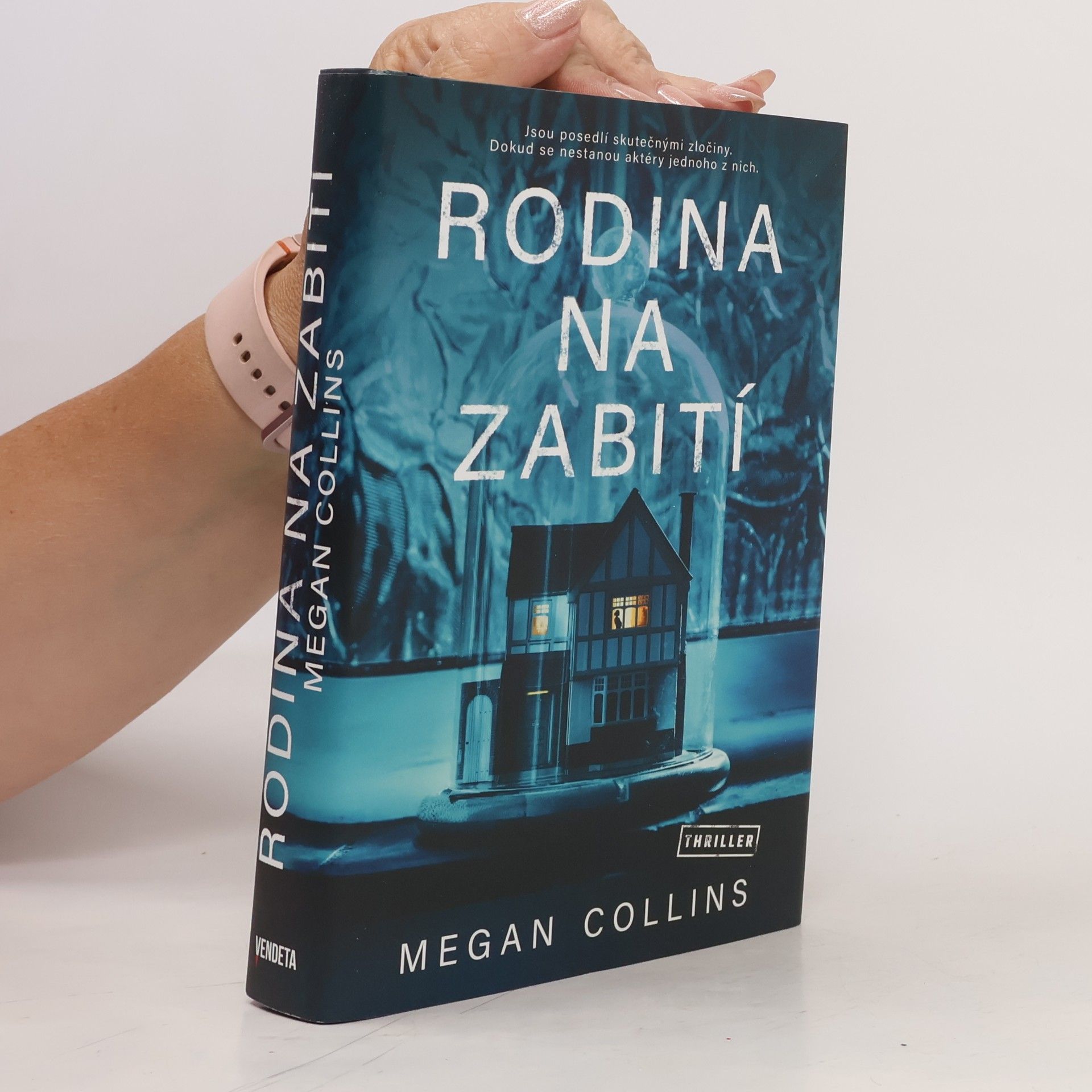 Megan Collins Rodina na zabití