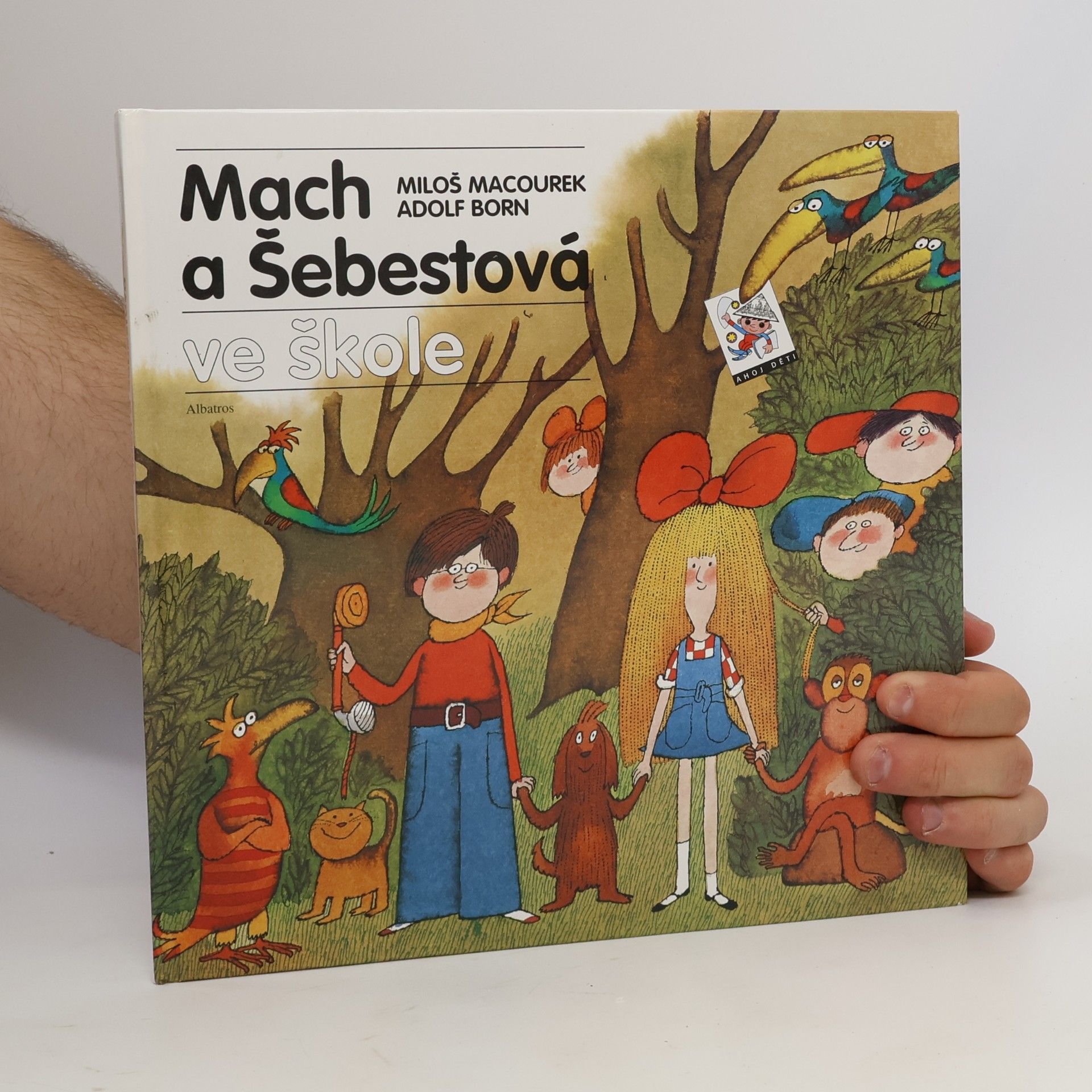 Miloš Macourek Mach a Šebestová ve škole