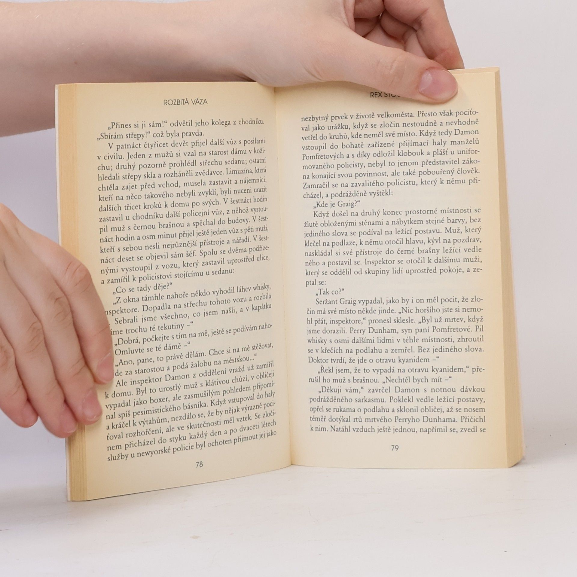 Rex Stout Rozbitá váza
