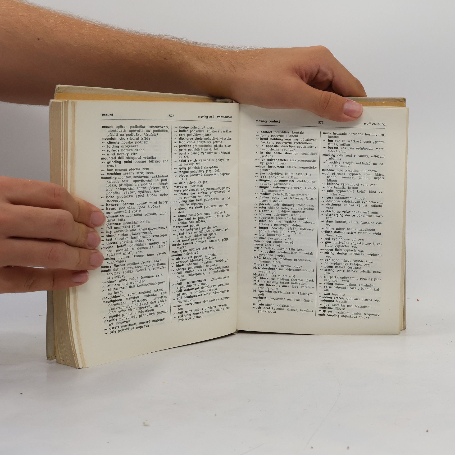 Autorenkollektiv Anglicko-český technický slovník. English-Czech Technical Dictionary.