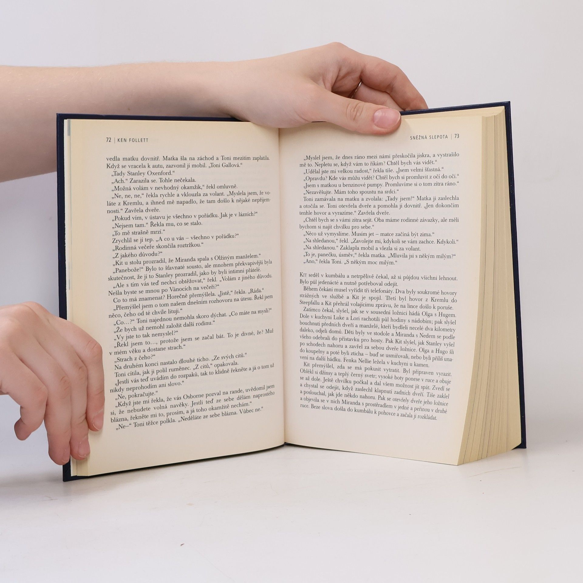 Ken Follett Sněžná slepota, Léto odhodlání, Temný oheň, Vánoční kouzlení
