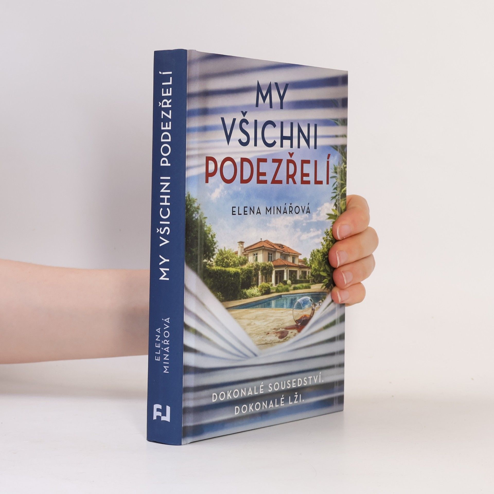 Elena Minářová My všichni podezřelí