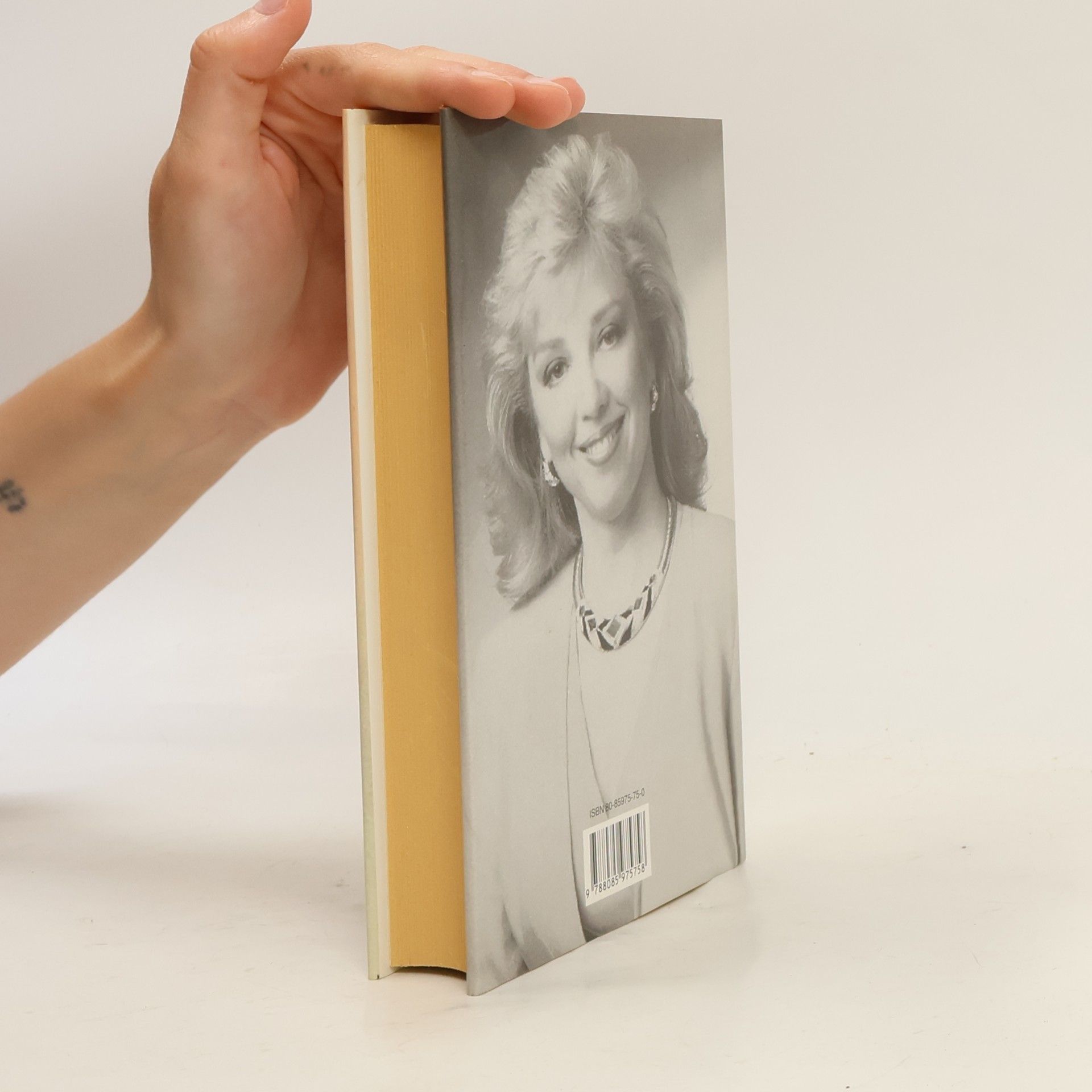 Nora Roberts Zrádná věrnost