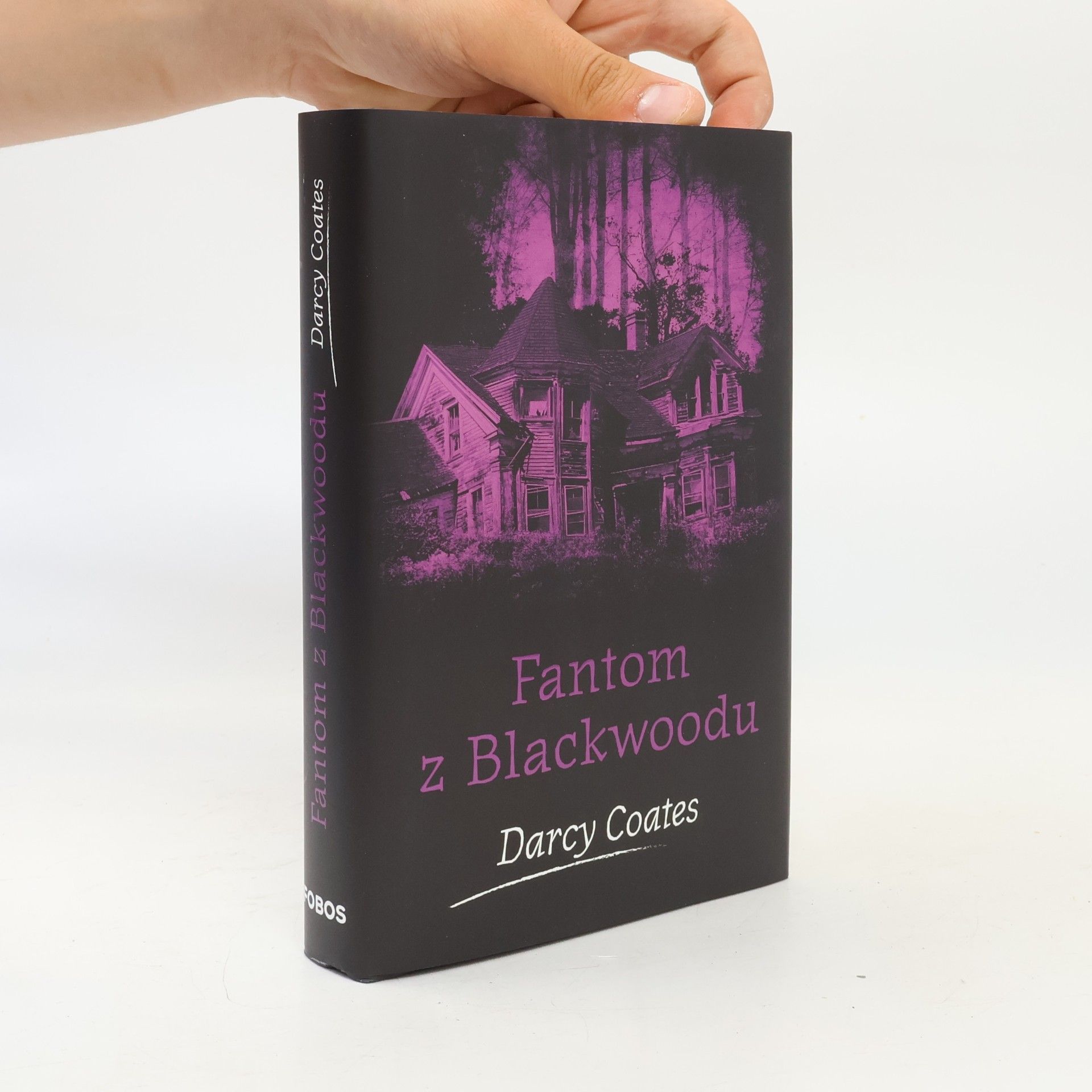 Darcy Coates Fantom z Blackwoodu