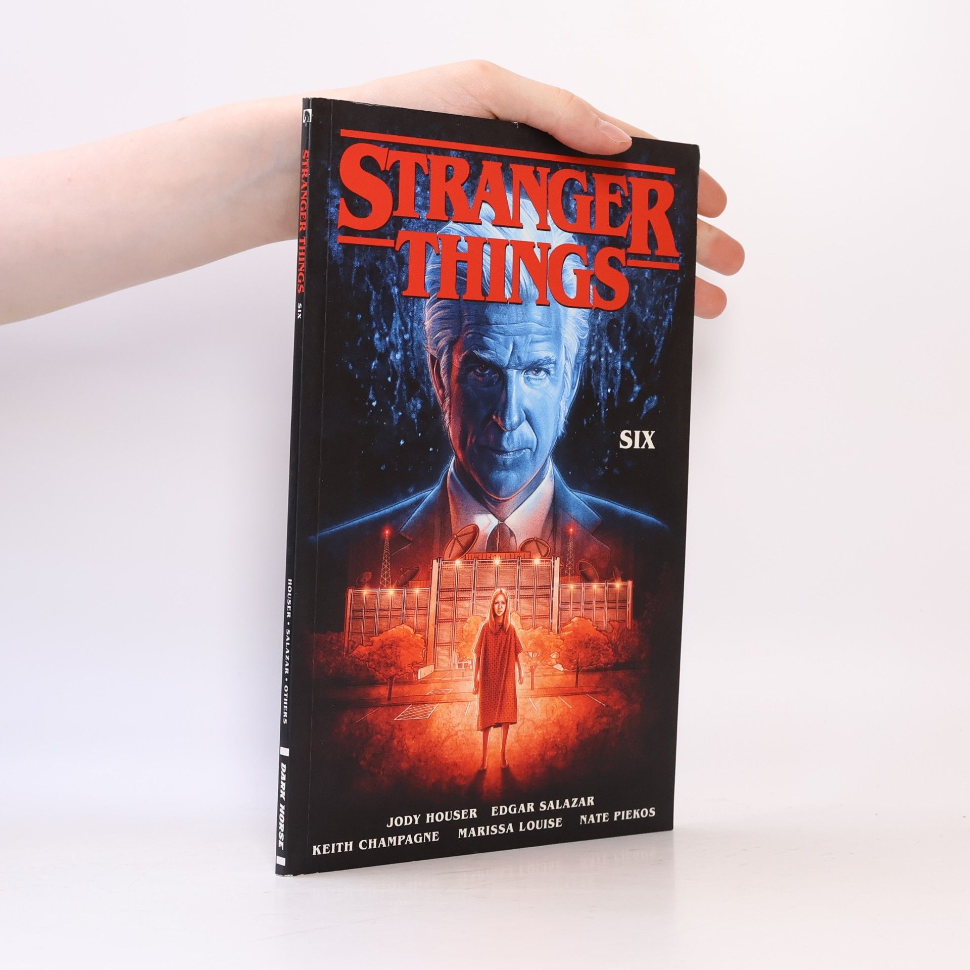 Jody Houser Stranger Things: SIX (Graphic Novel)