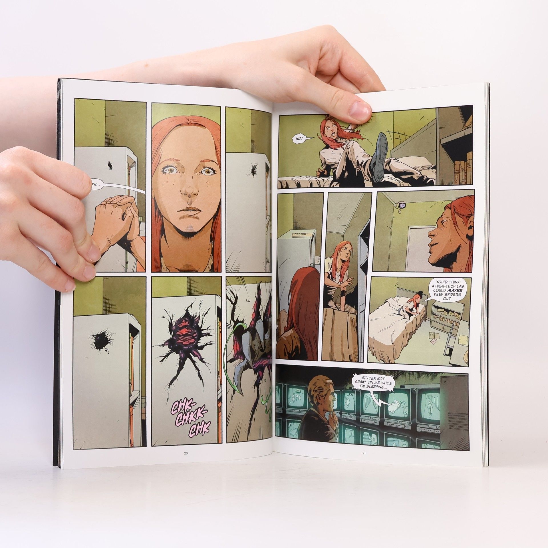 Jody Houser Stranger Things: SIX (Graphic Novel)