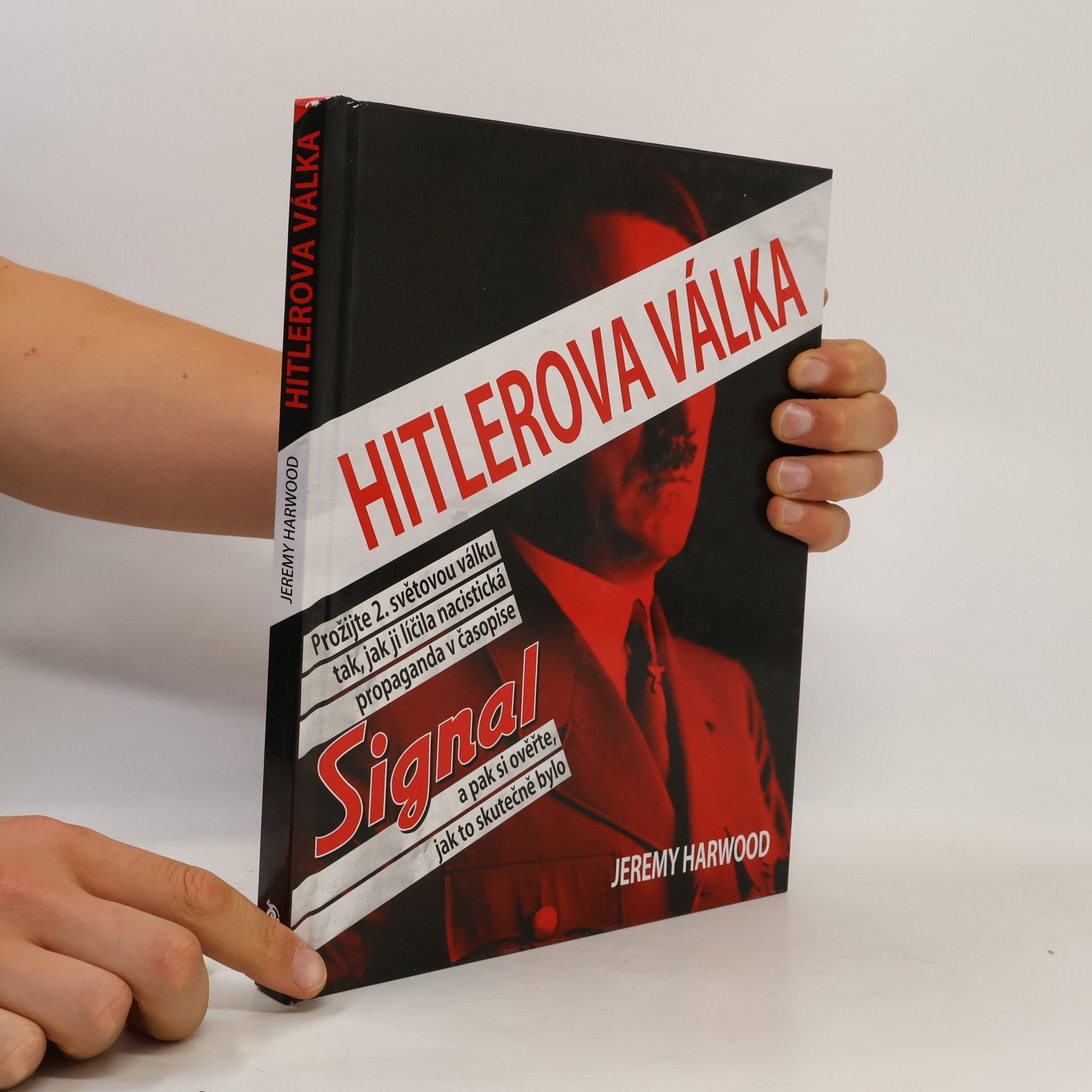 Jeremy Harwood Hitlerova válka