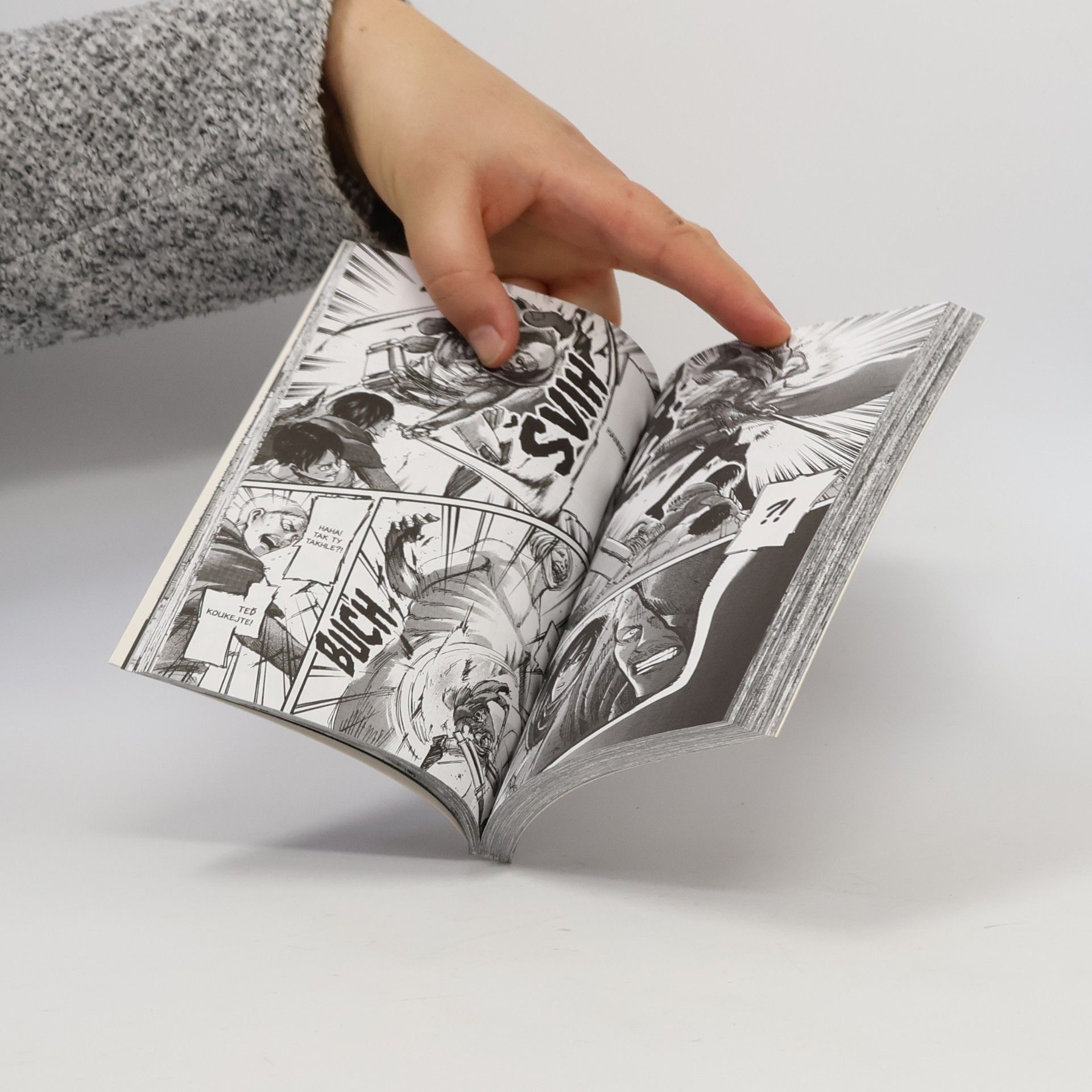 Hajime Isayama Útok titánů. 12