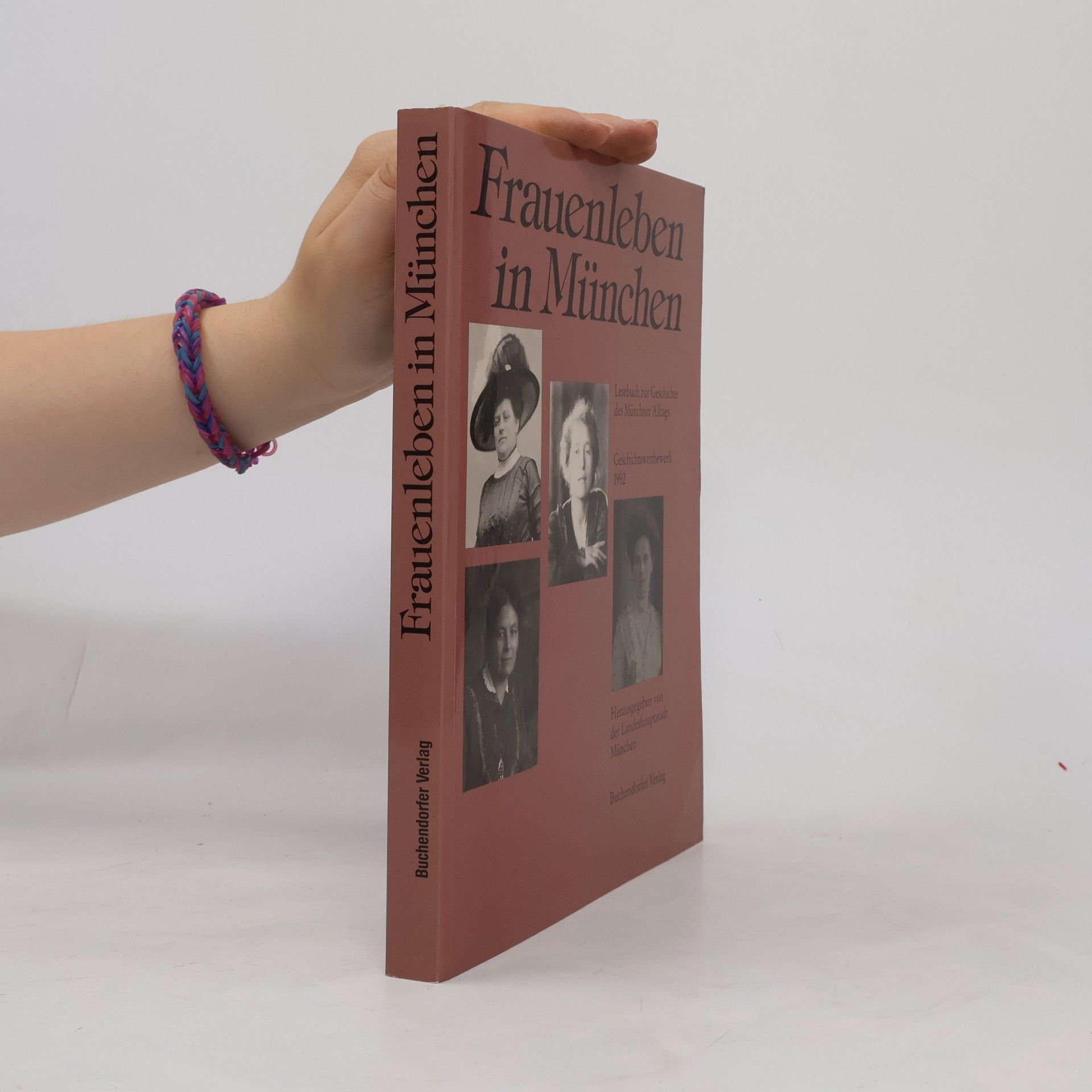 Various authors Frauenleben in München