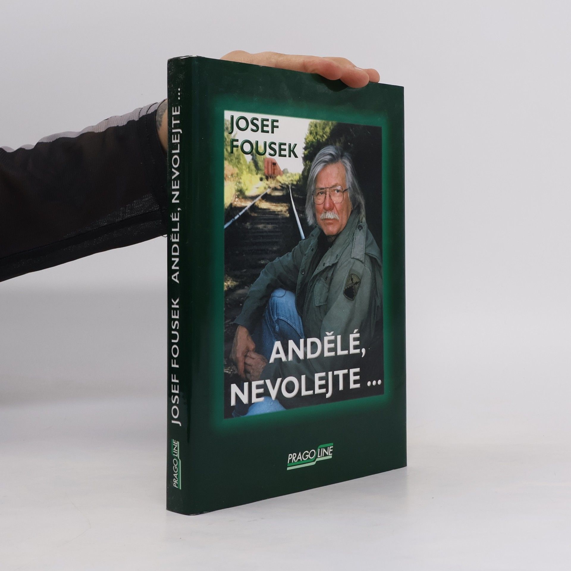 Andělé, nevolejte...