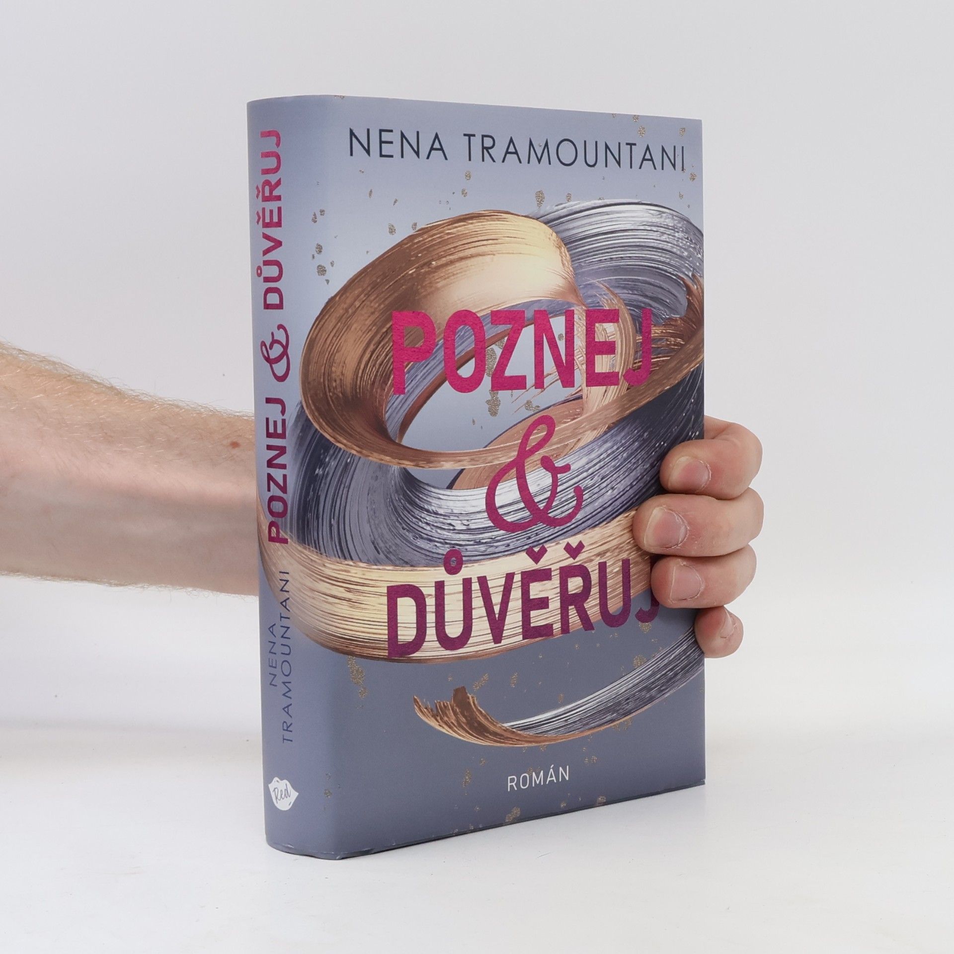 Nena Tramountani Poznej & důvěřuj