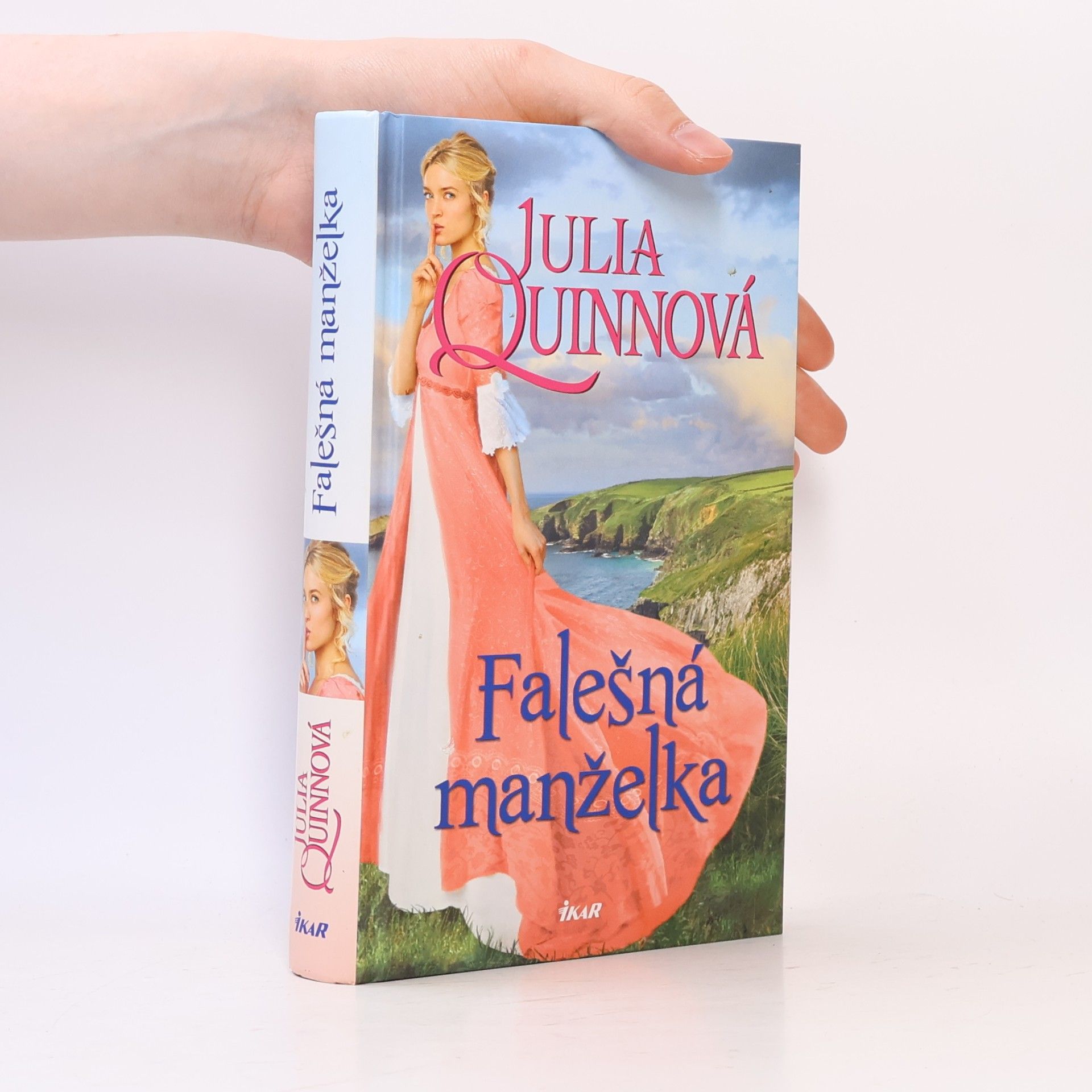 Julie Quinnová Falešná manželka