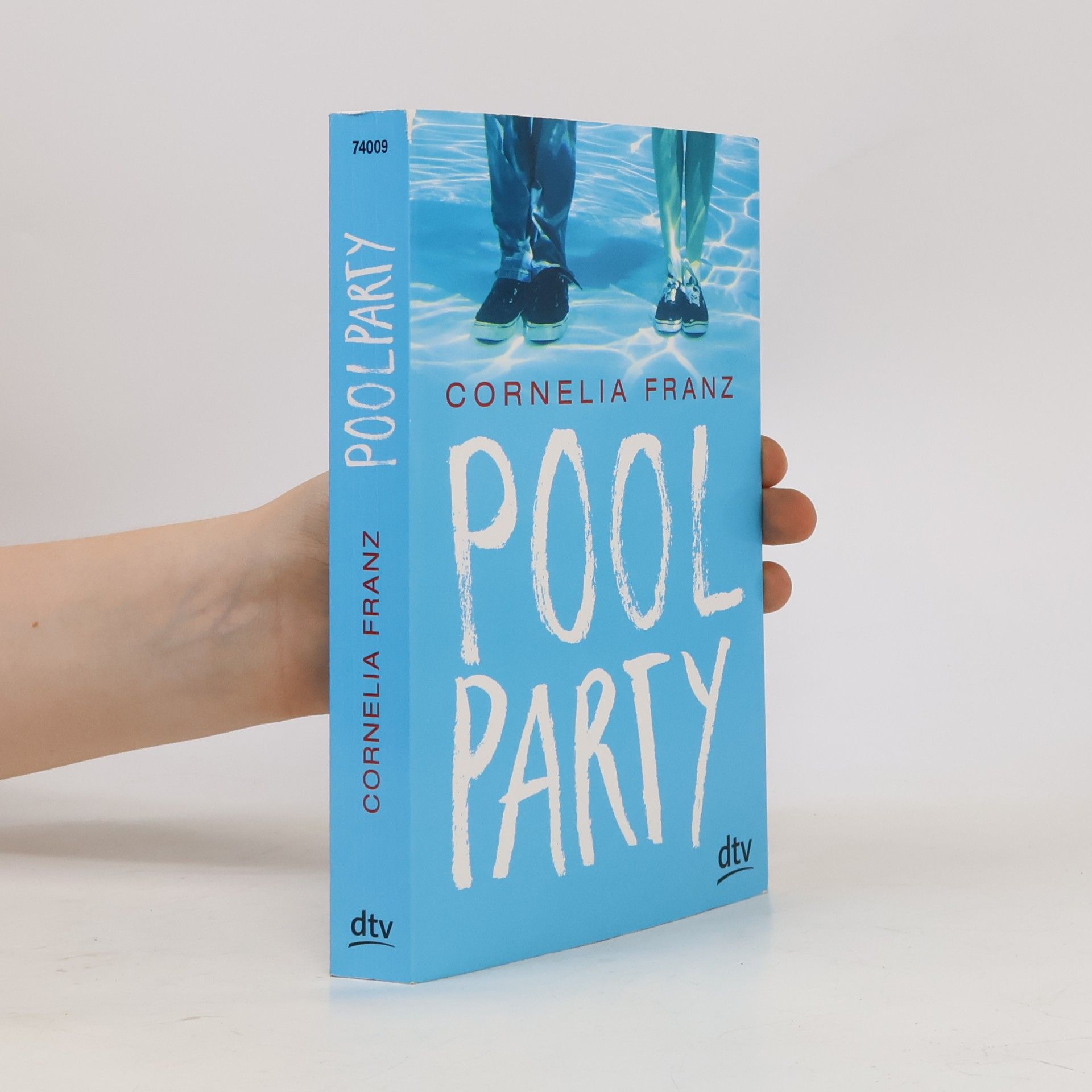 Cornelia Franz Poolparty