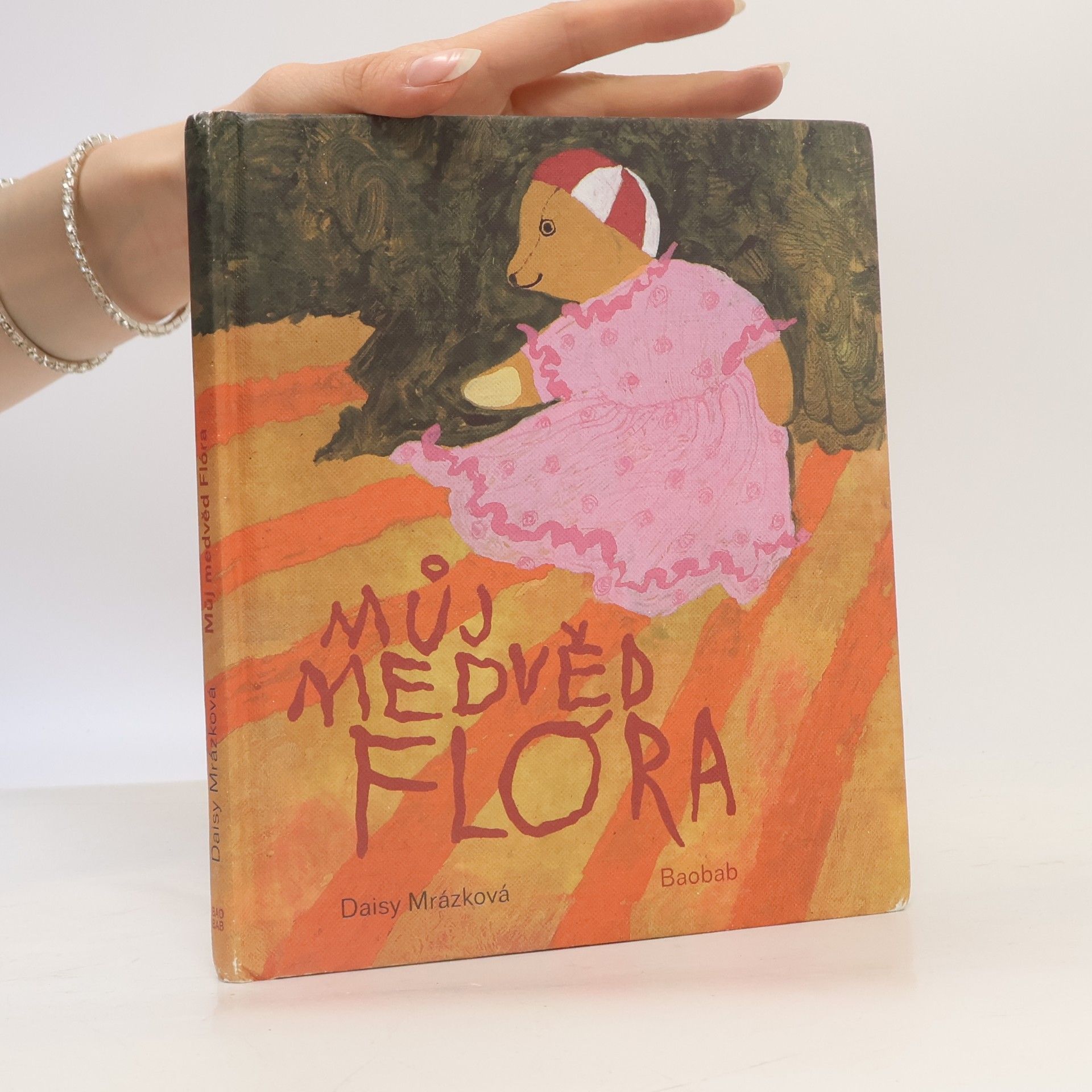 Daisy Mrázková Můj medvěd Flóra