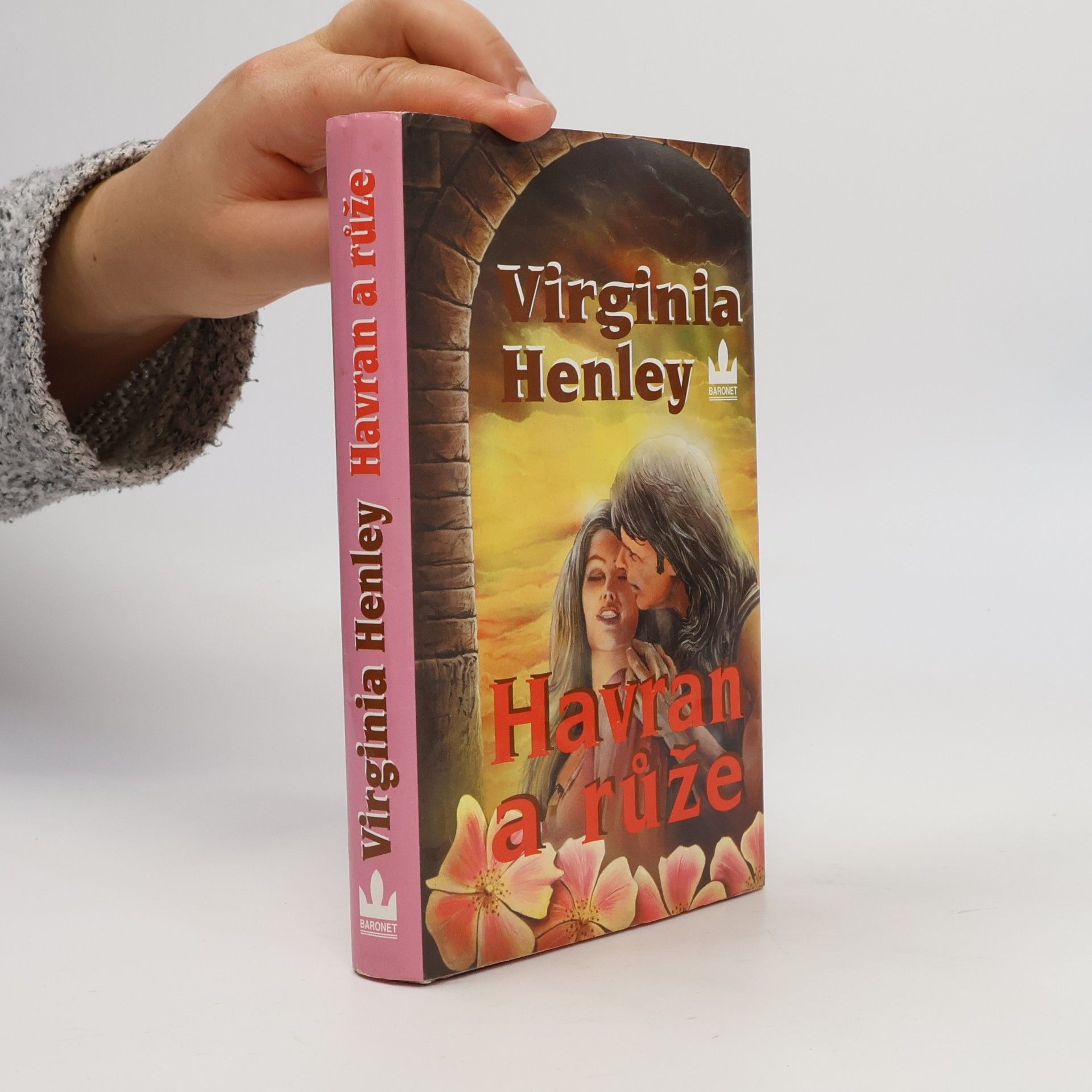 Virginia Henley Havran a růže