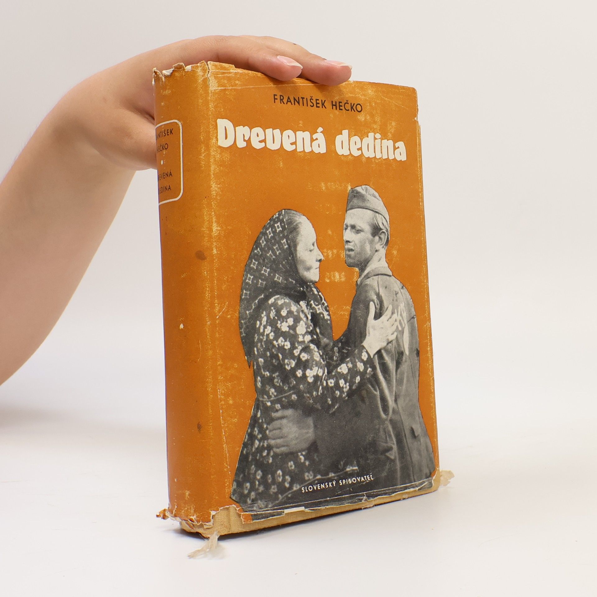 František Hečko Drevená dedina