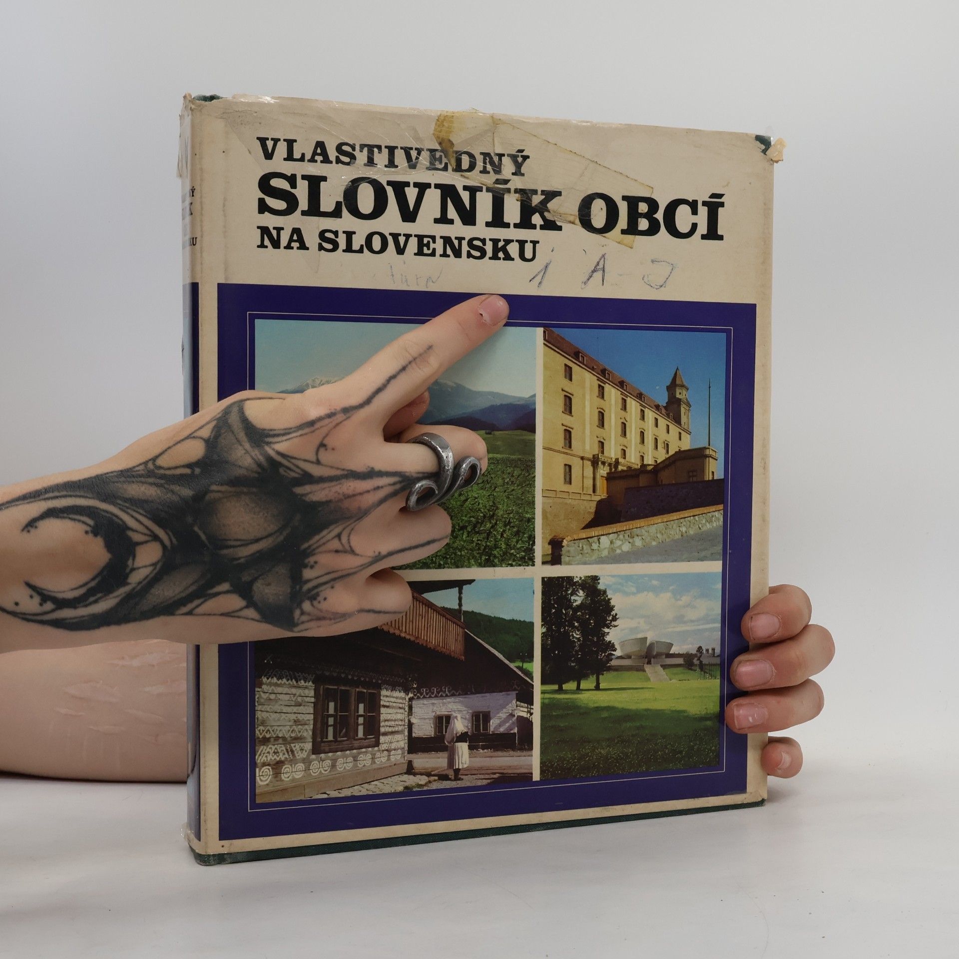 Autorenkollektiv Vlastivedný slovník obcí na Slovensku I.