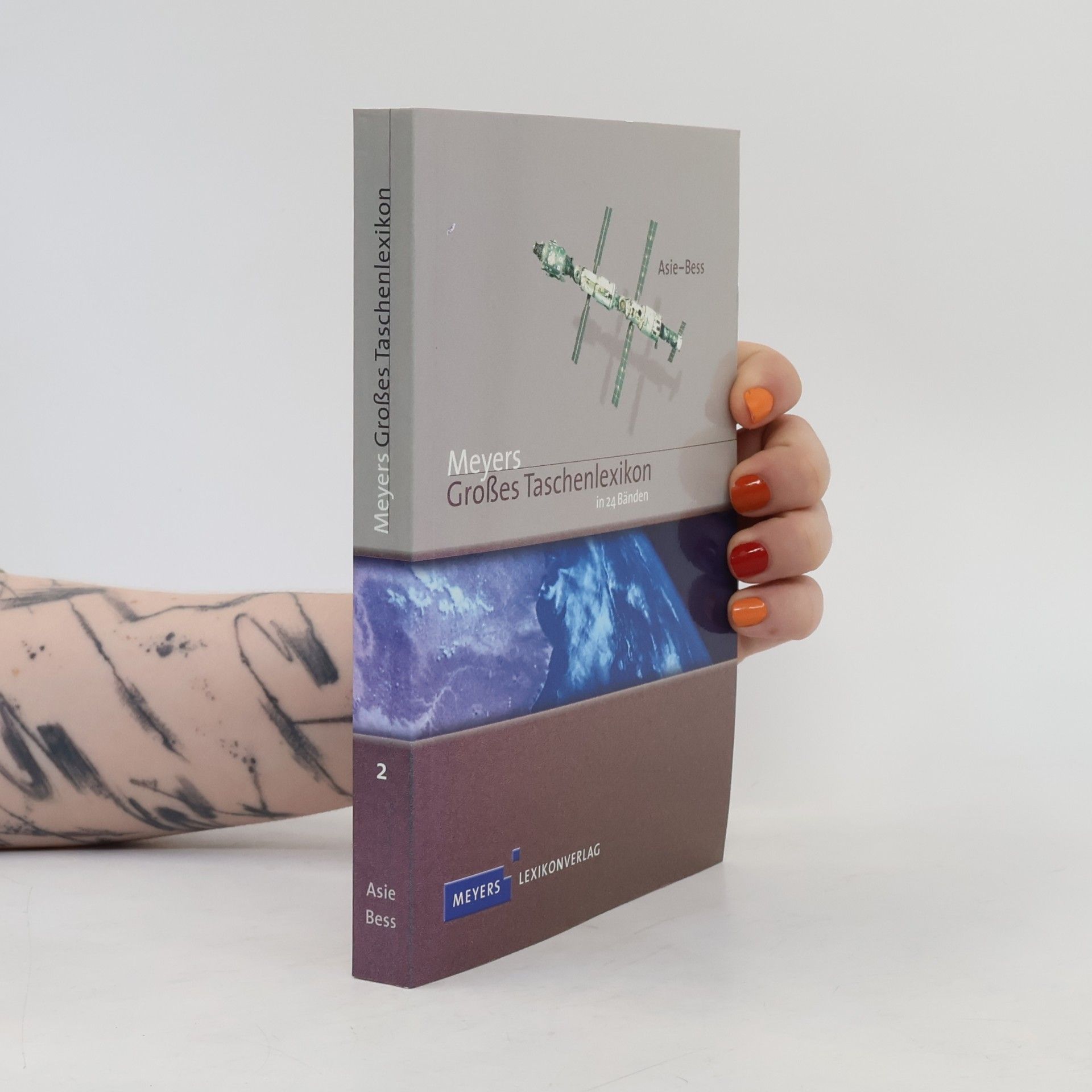 Autorenkollektiv Meyers Großes Taschenlexikon 2