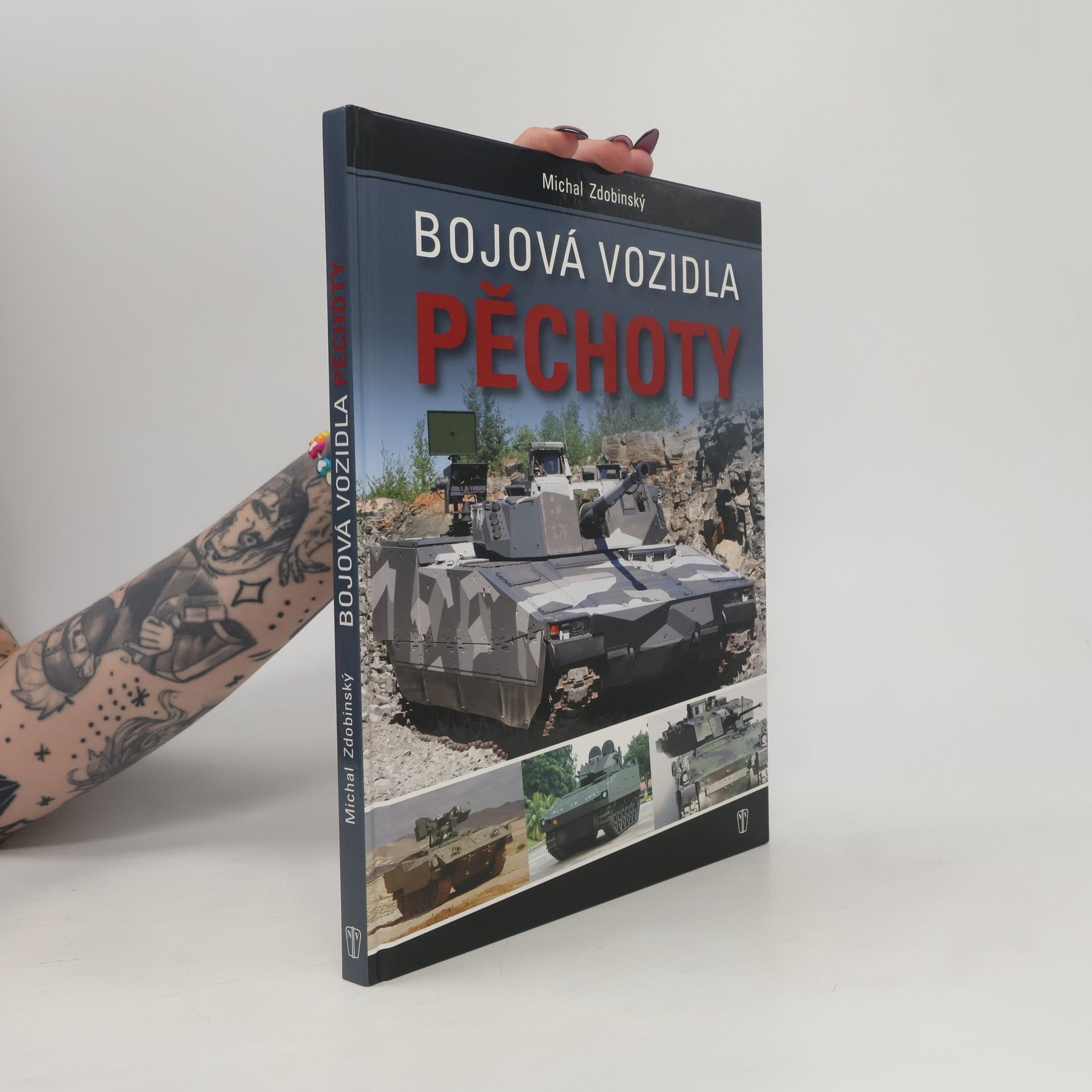 Michal Zdobinský Bojová vozidla pěchoty