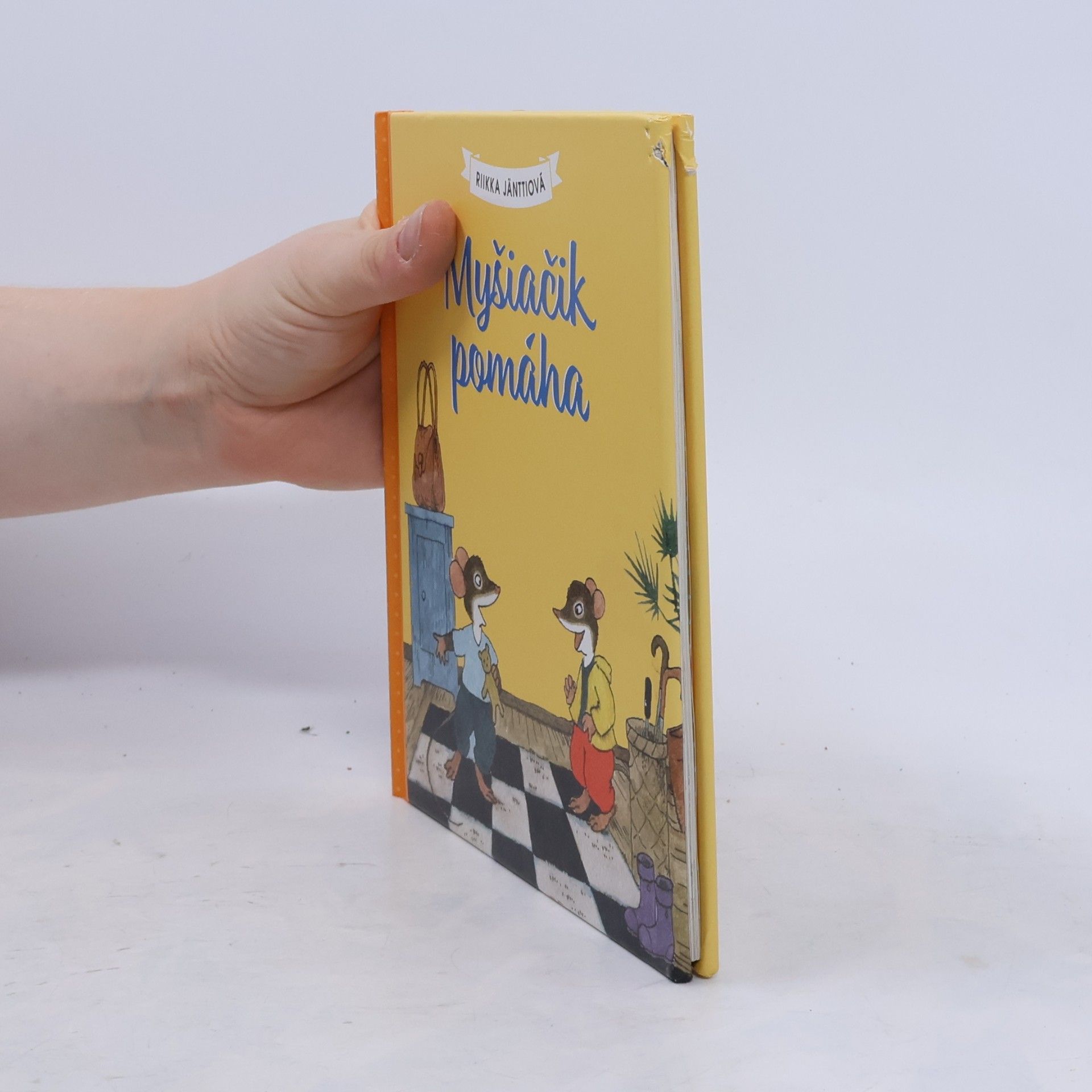 Riikka Jänttiová Myšiačik pomáha