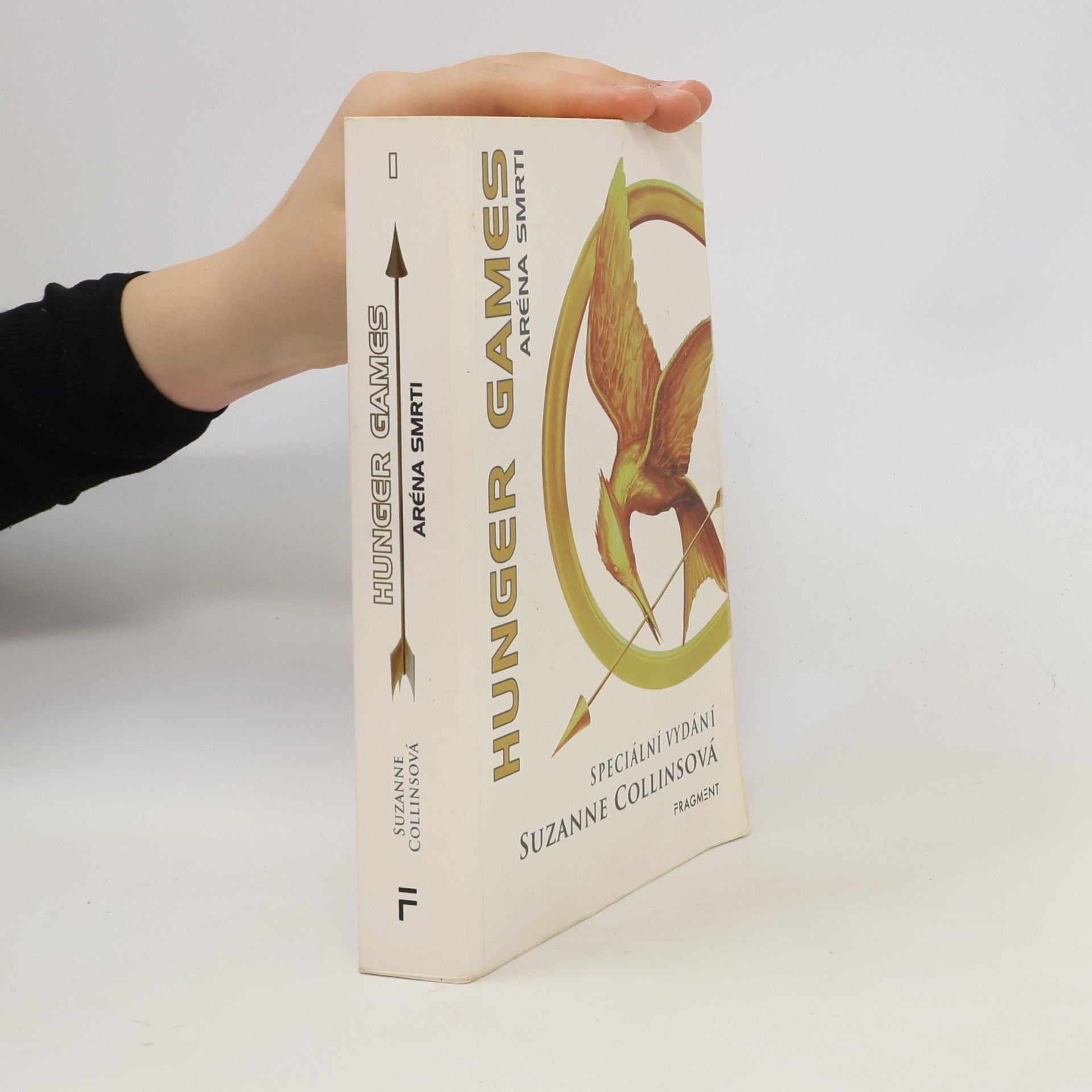 Suzanne Collins Hunger games. Aréna smrti