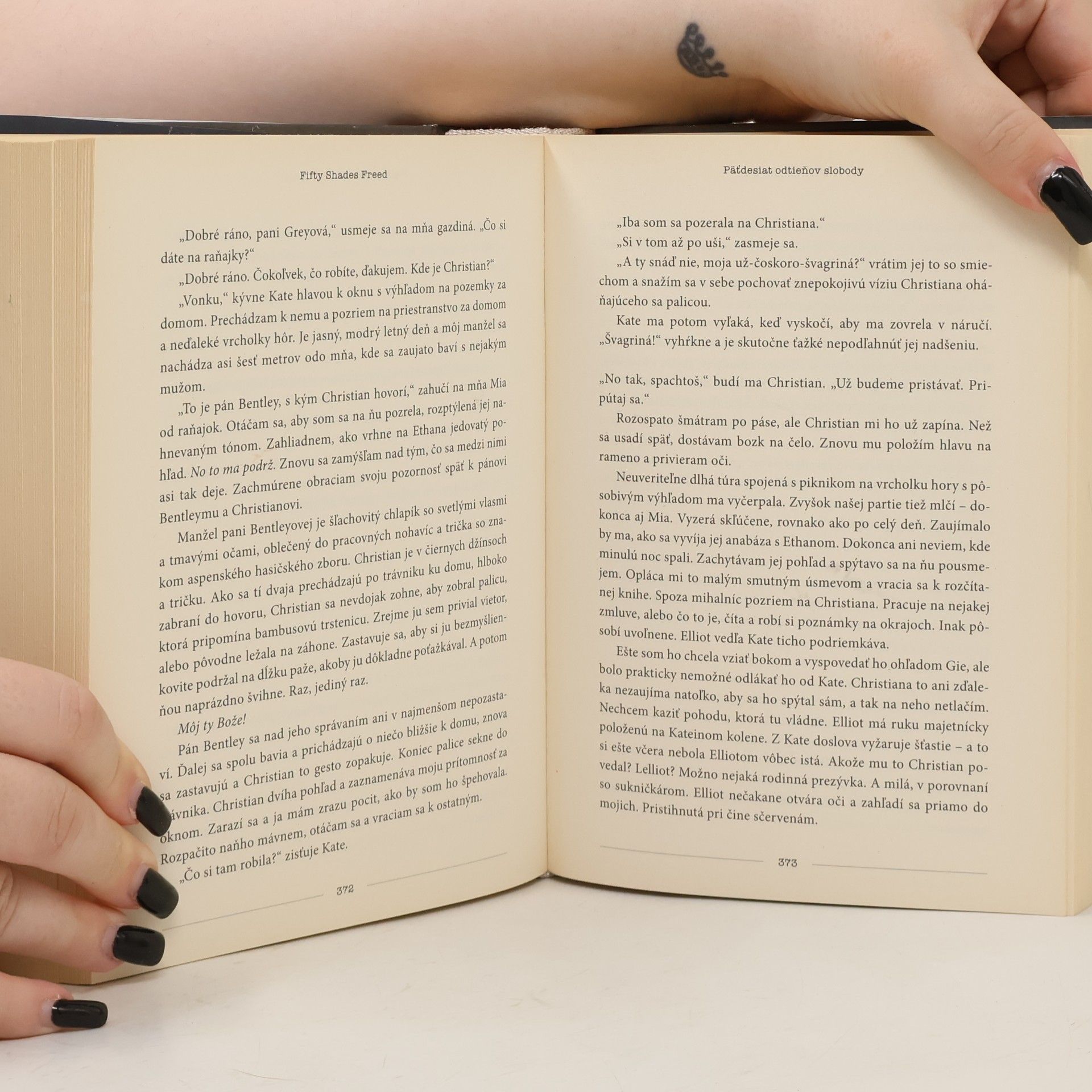 E. L. James Päťdesiat odtieňov slobody