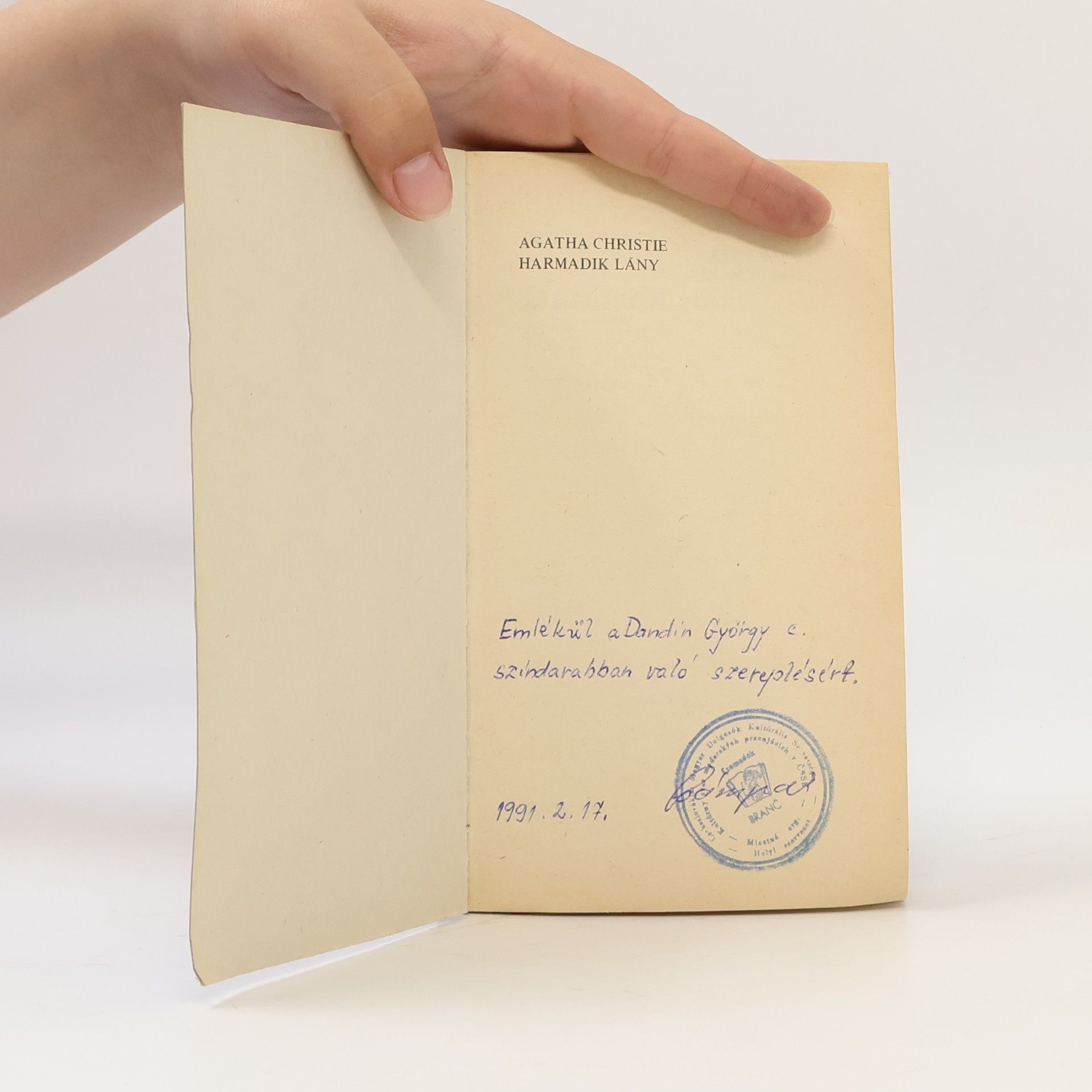 Agatha Christie Harmadik ​lány