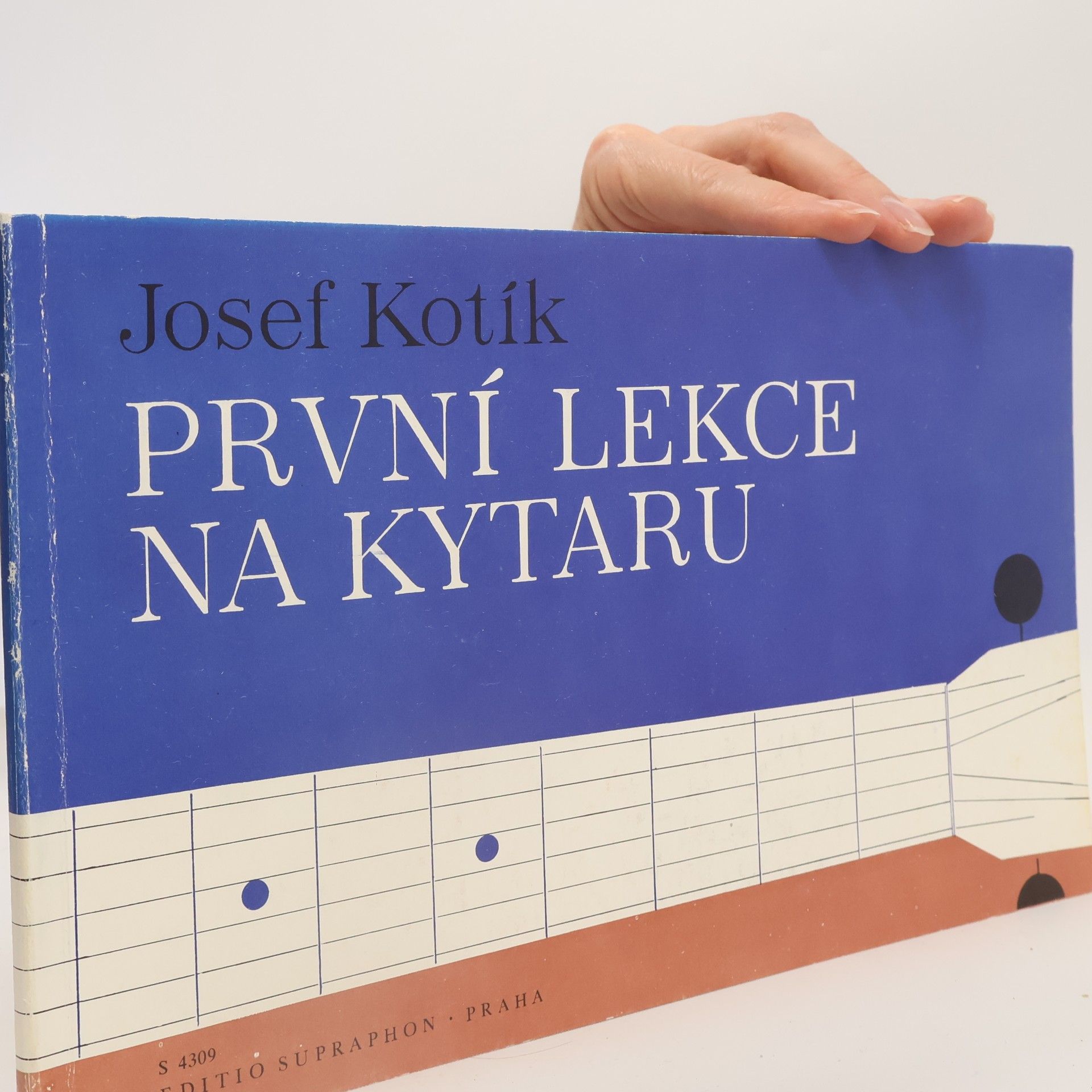 Josef Kotík První lekce na kytaru