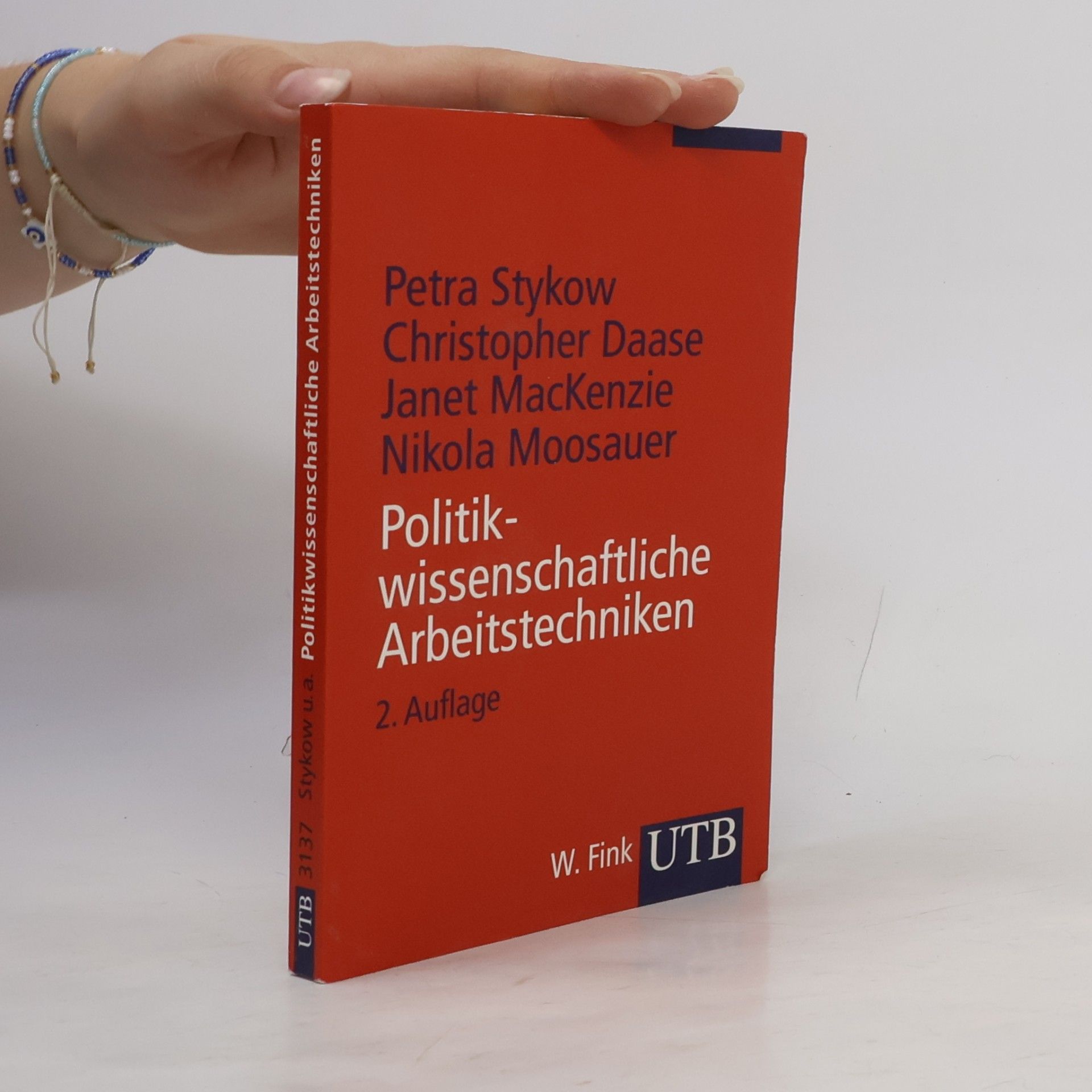 Petra Stykow Politikwissenschaftliche Arbeitstechniken