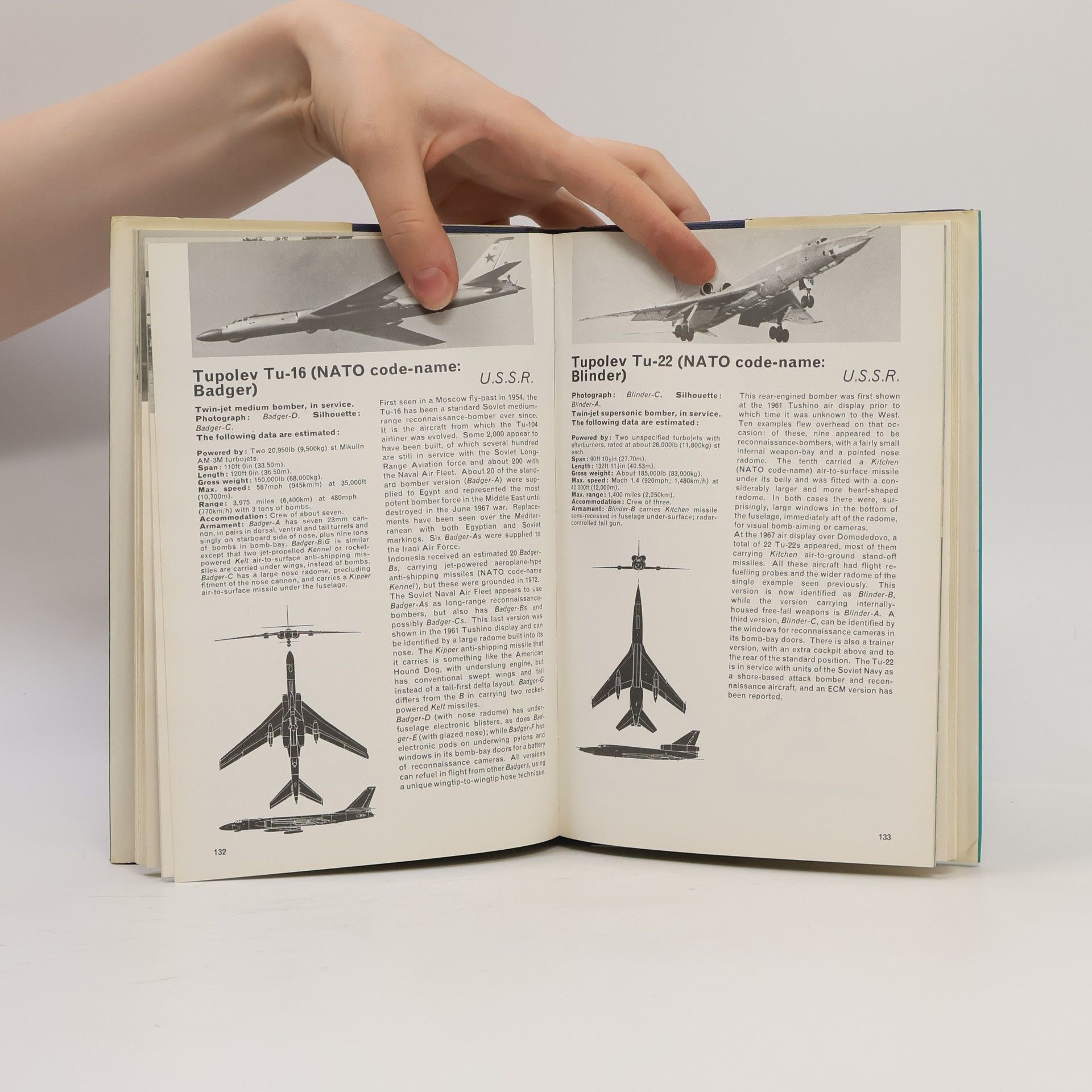John W. R. Taylor Military Aircraft of the World